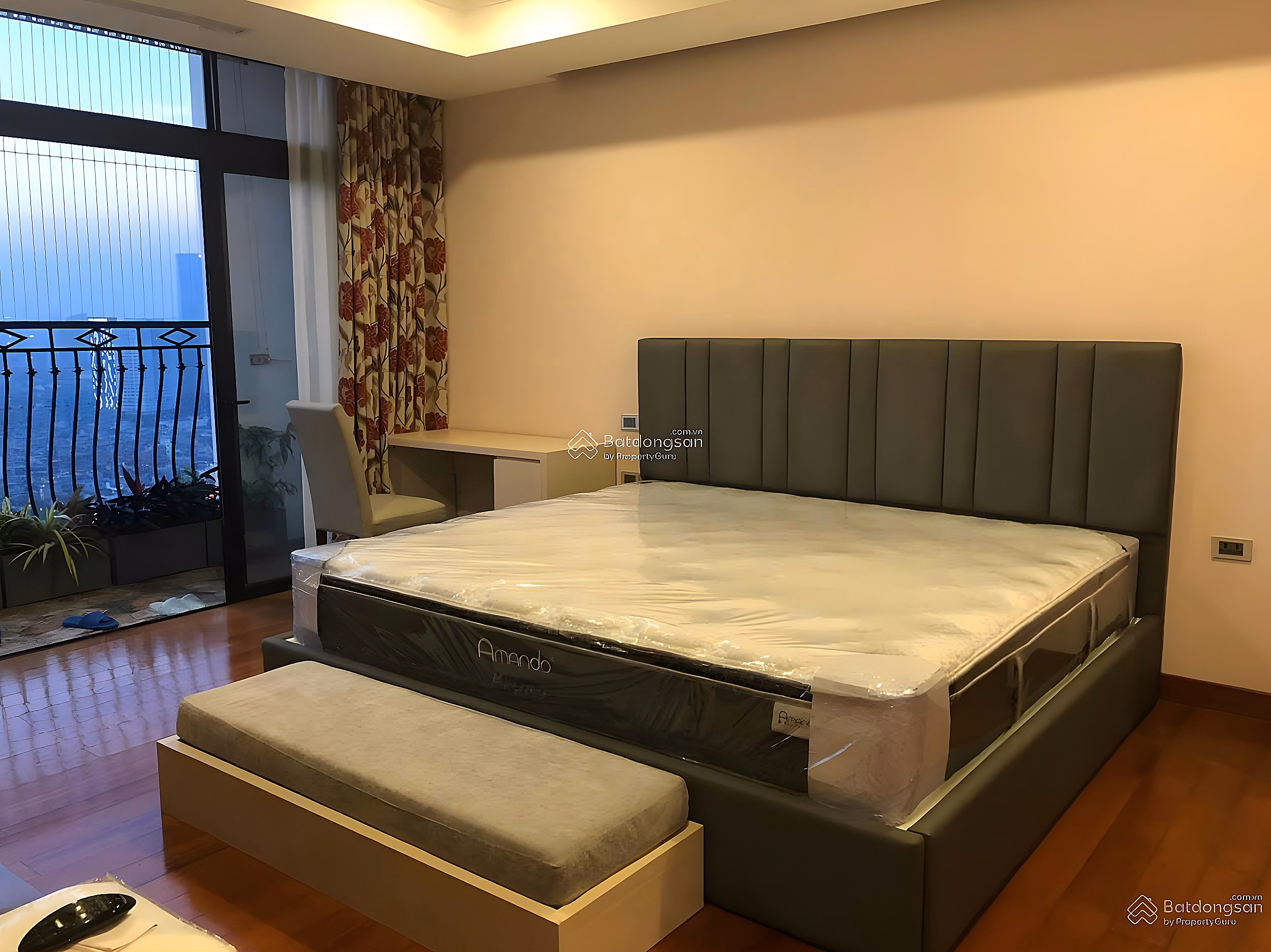 Management Board synthesizes Royal City apartment fund 2 bedrooms - 3 bedrooms - 4 bedrooms duplex, penthouse priced from only 16 million/month