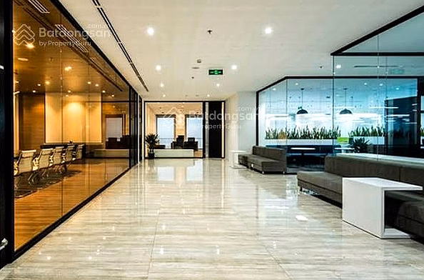 Selling 350m2 apartment - 1 floor on the 2nd floor for office rental