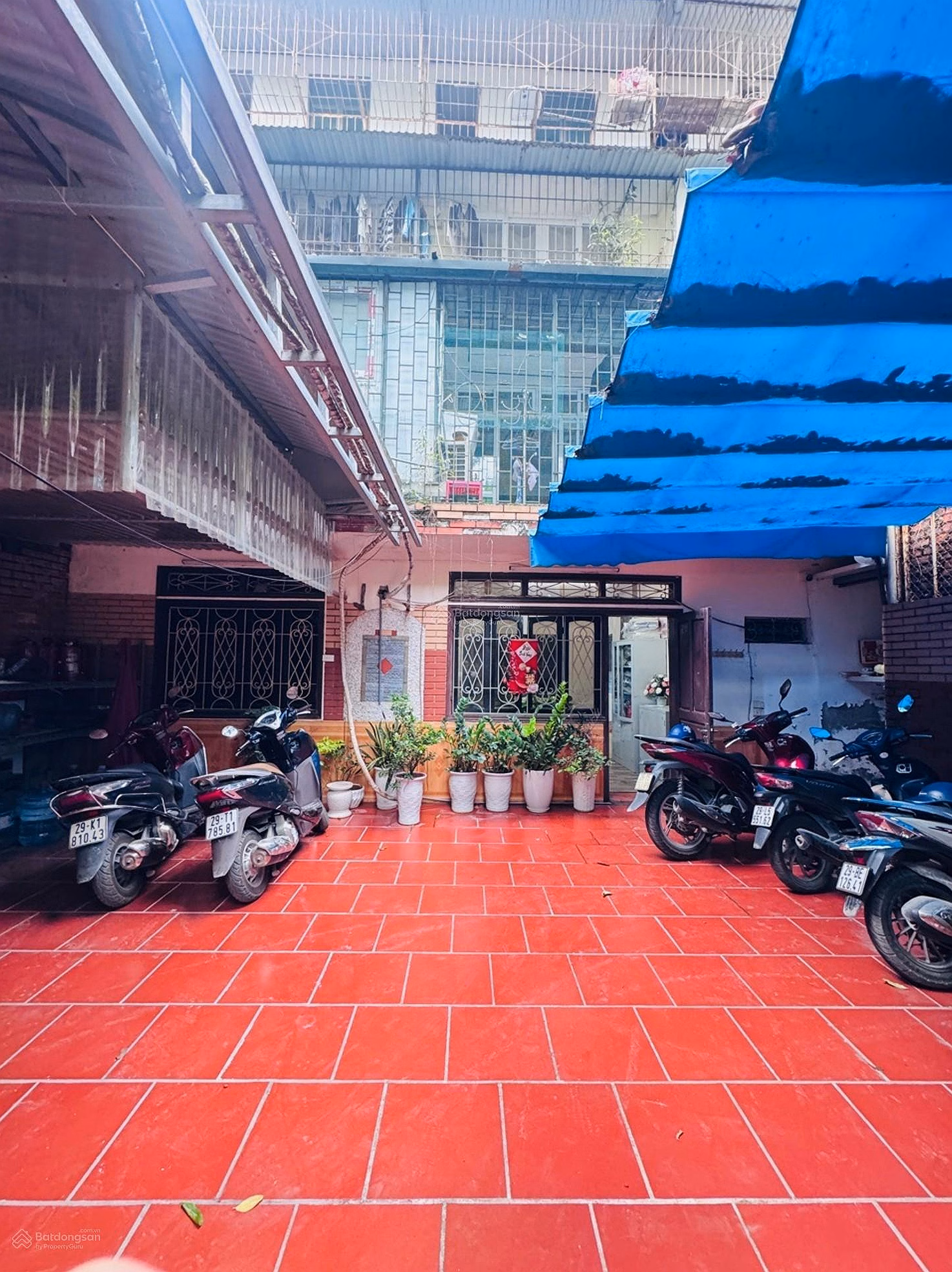 Thanh Xuan Bac Group has a large book with good business and utilities of 9.3 billion