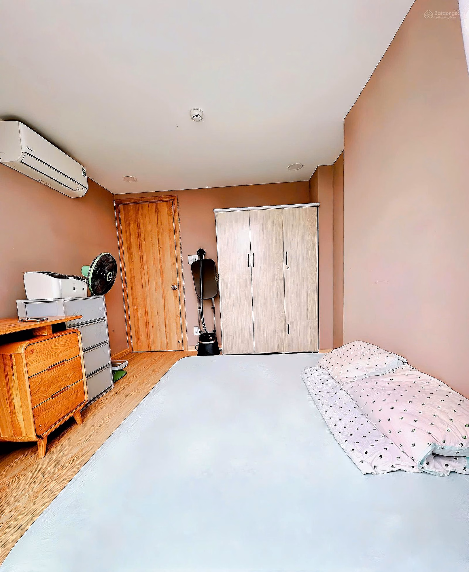 District 2 Central Penthouse only 9.6 billion full of beautiful, luxurious and smooth high-end furniture