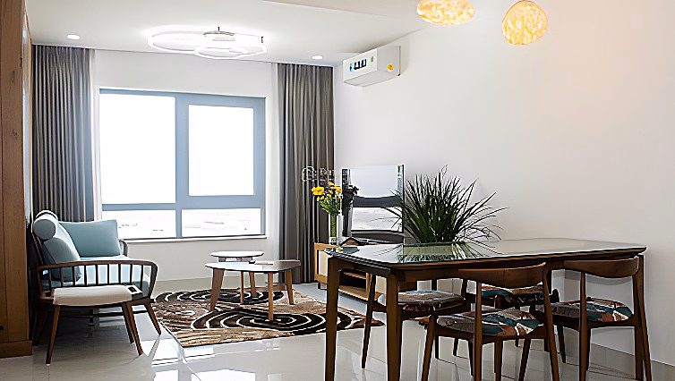Modern apartment right next to the 5-star Hilton Bach Dang hotel, direct view of the Han River, and fireworks viewing