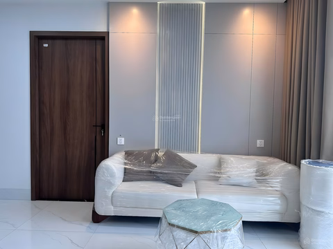 Modern apartment right next to the 5-star Hilton Bach Dang hotel, direct view of the Han River, and fireworks viewing