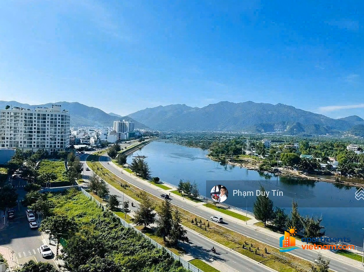 RARE RIVER VIEW CORNER APARTMENT SSH07 HA QUANG 1 SUNGROUD VIEW TO WATCH THE FIREWORK SHOW