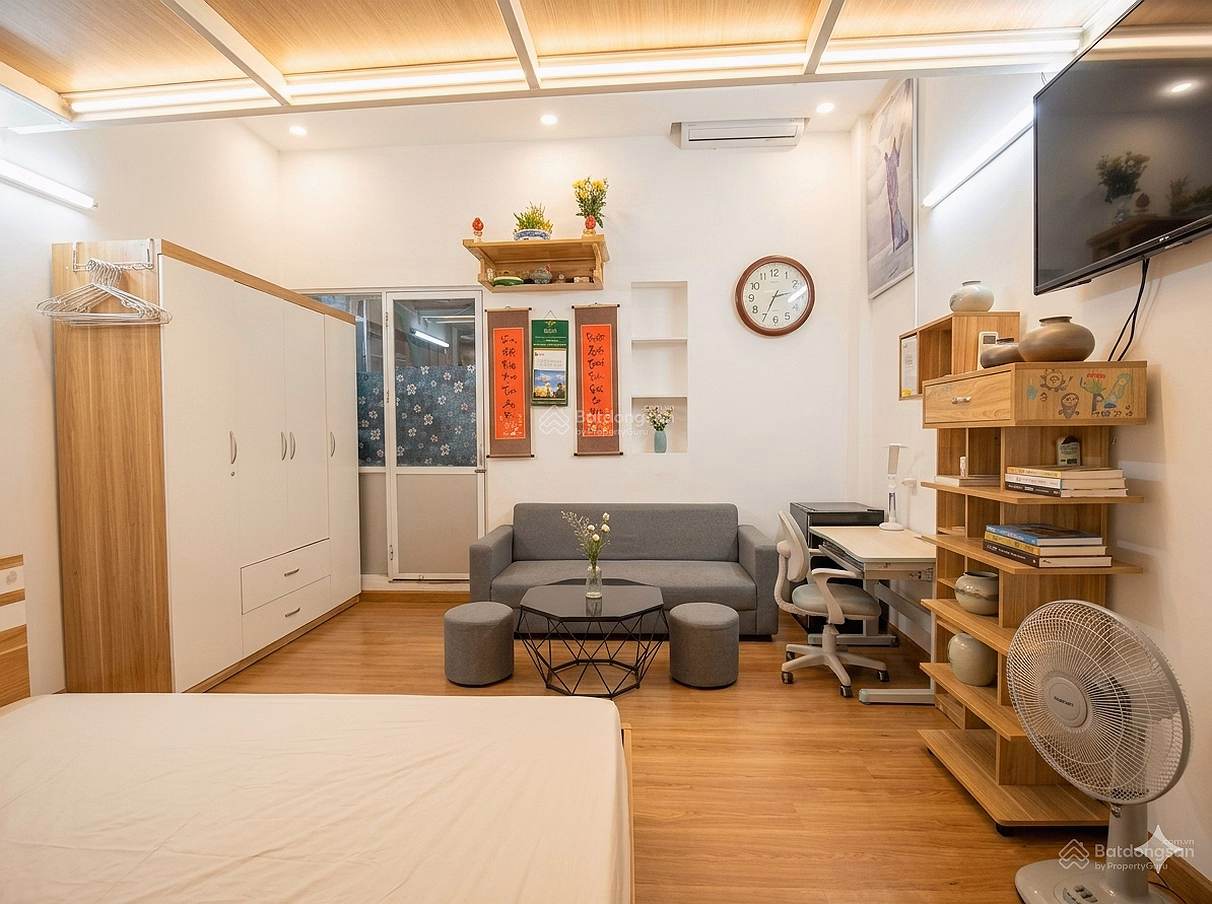TRIEU KHUC GROUP 2 BEDROOM RED BOOK FOR ONLY 2.19 BILLION