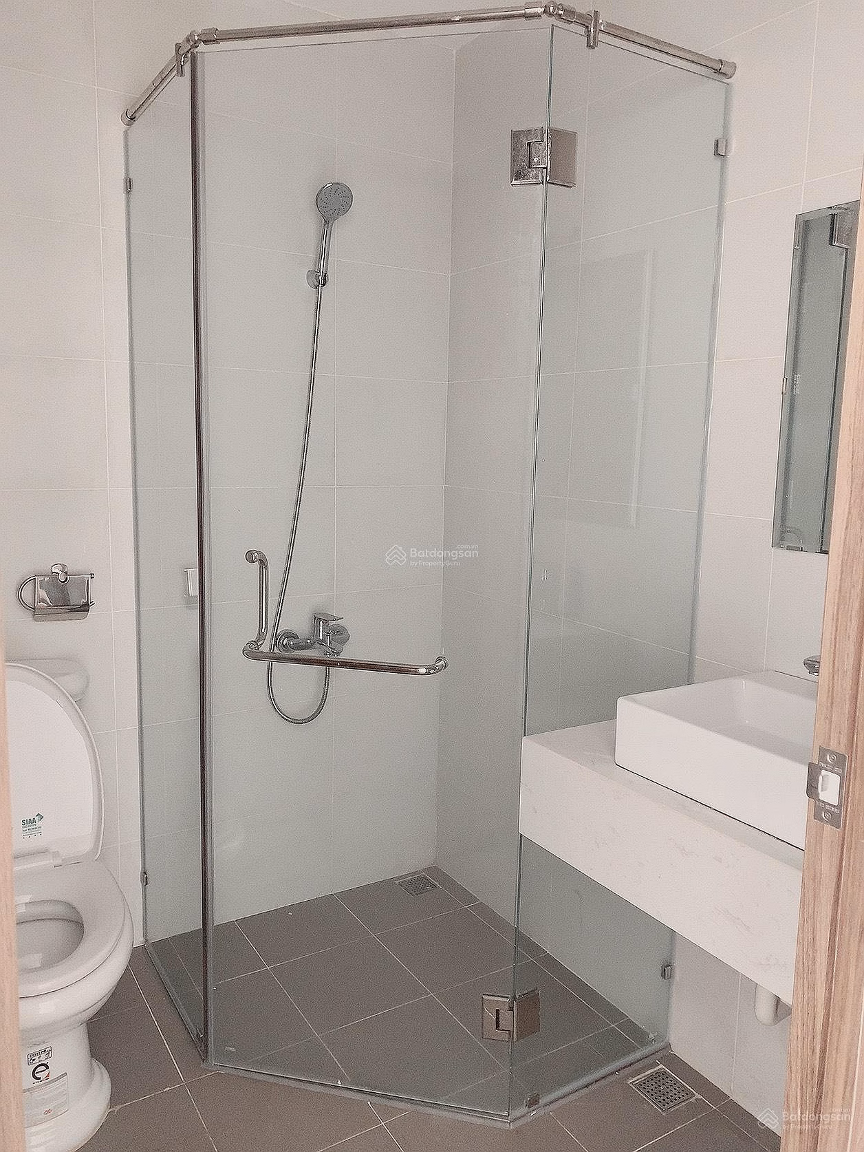 Selling Goldora Plaza CC, 4 billion, 74 m2, 3 bedrooms + 2 bathrooms, payment to receive the house