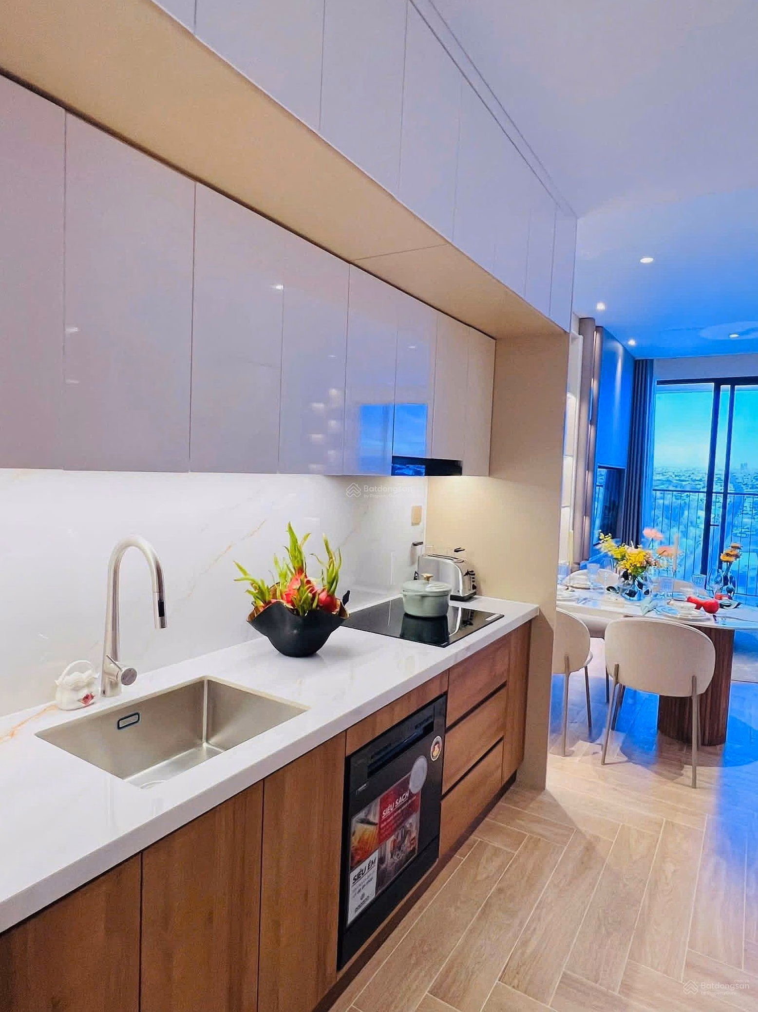 Selling 2 bedroom, 2 bathroom apartment on Pham Van Dong front with swimming pool view with 16 month installment payment