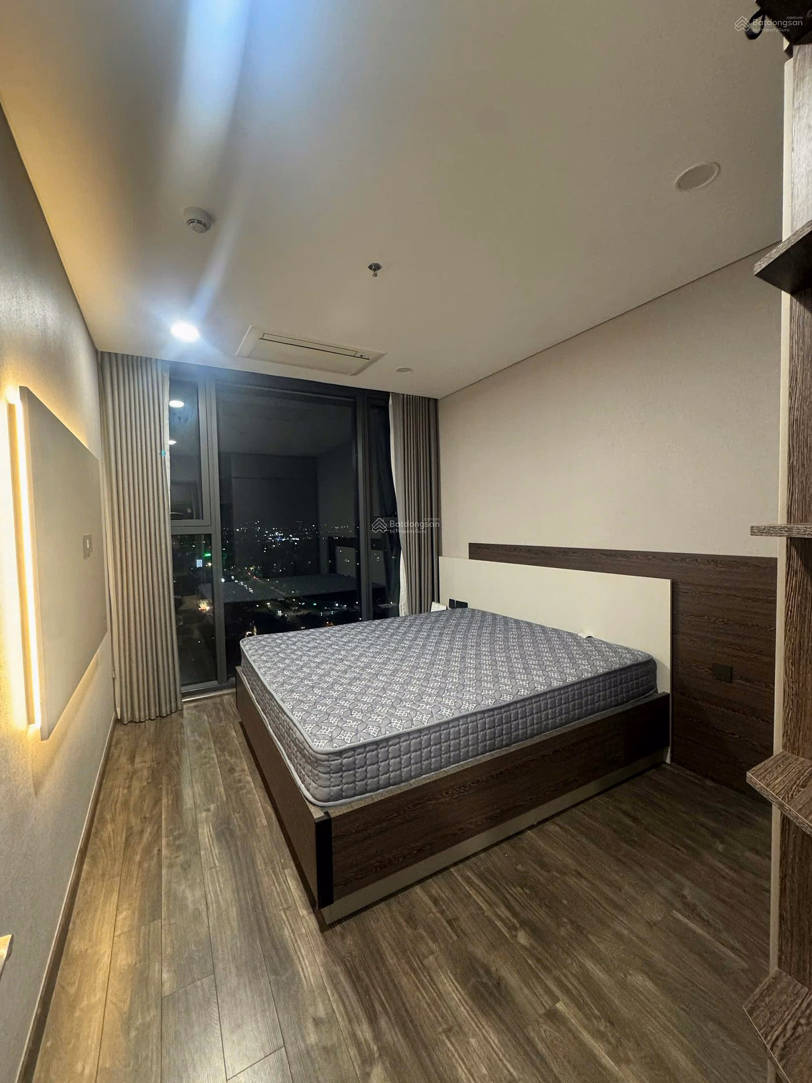Apartment for rent N01-T7 Ngoai Giao Doan, 32 million VND, 104m2, 3 bedrooms, 2 bathrooms