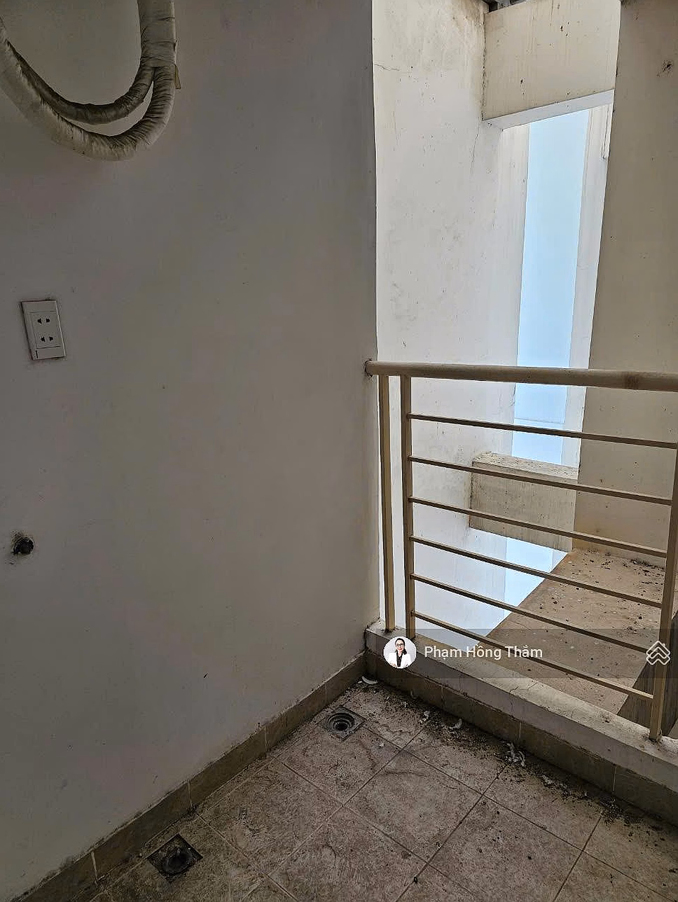 Penthouse Giai Viet apartment for sale, area 227m2, 3 bedrooms, 4 bathrooms, empty house, cool view, price 8.5 billion***