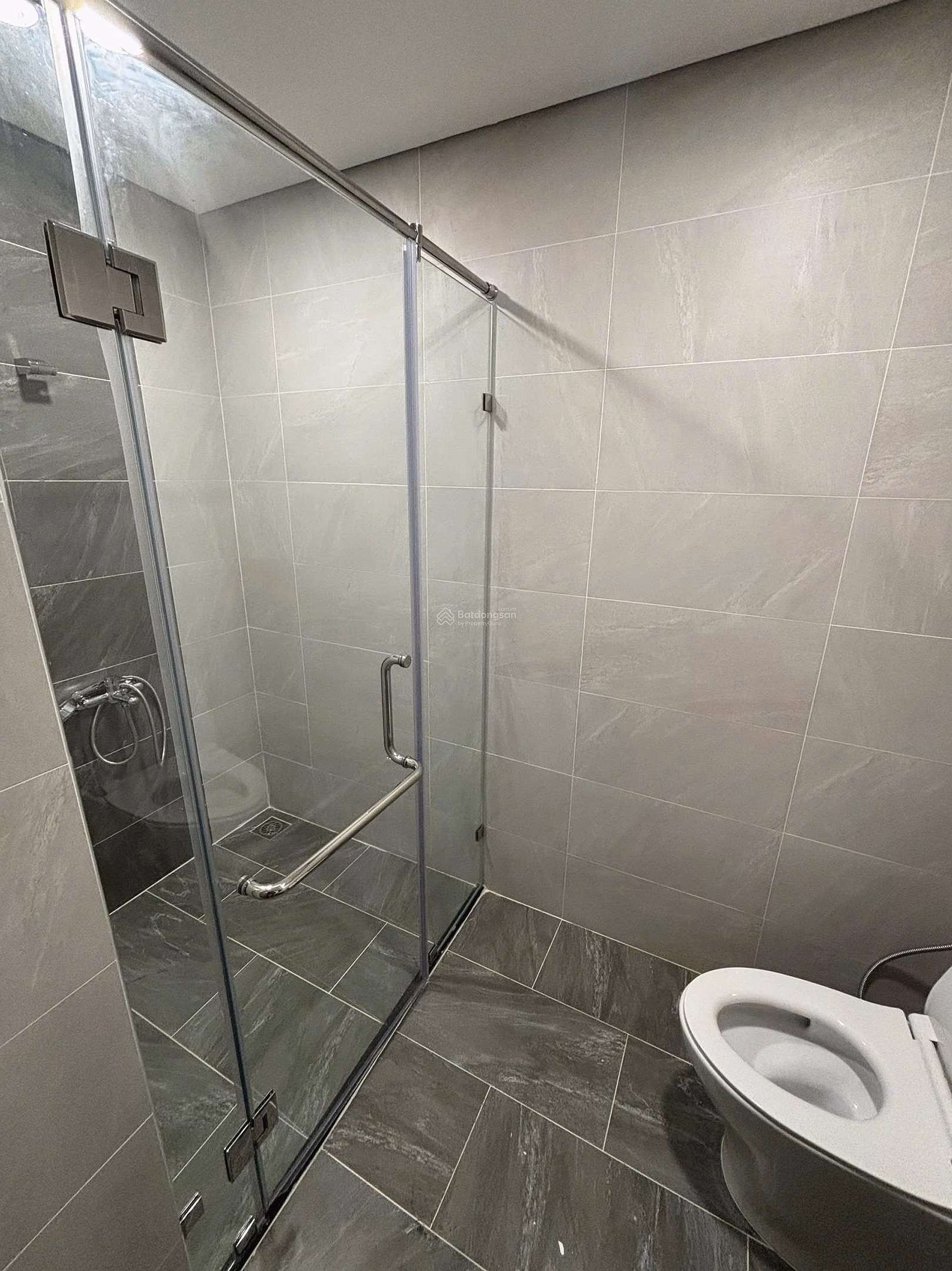 Selling 2 bedroom apartment in The Miami, great price 5.2 billion, 63m2, Northeast, Nam Tu Liem, Hanoi