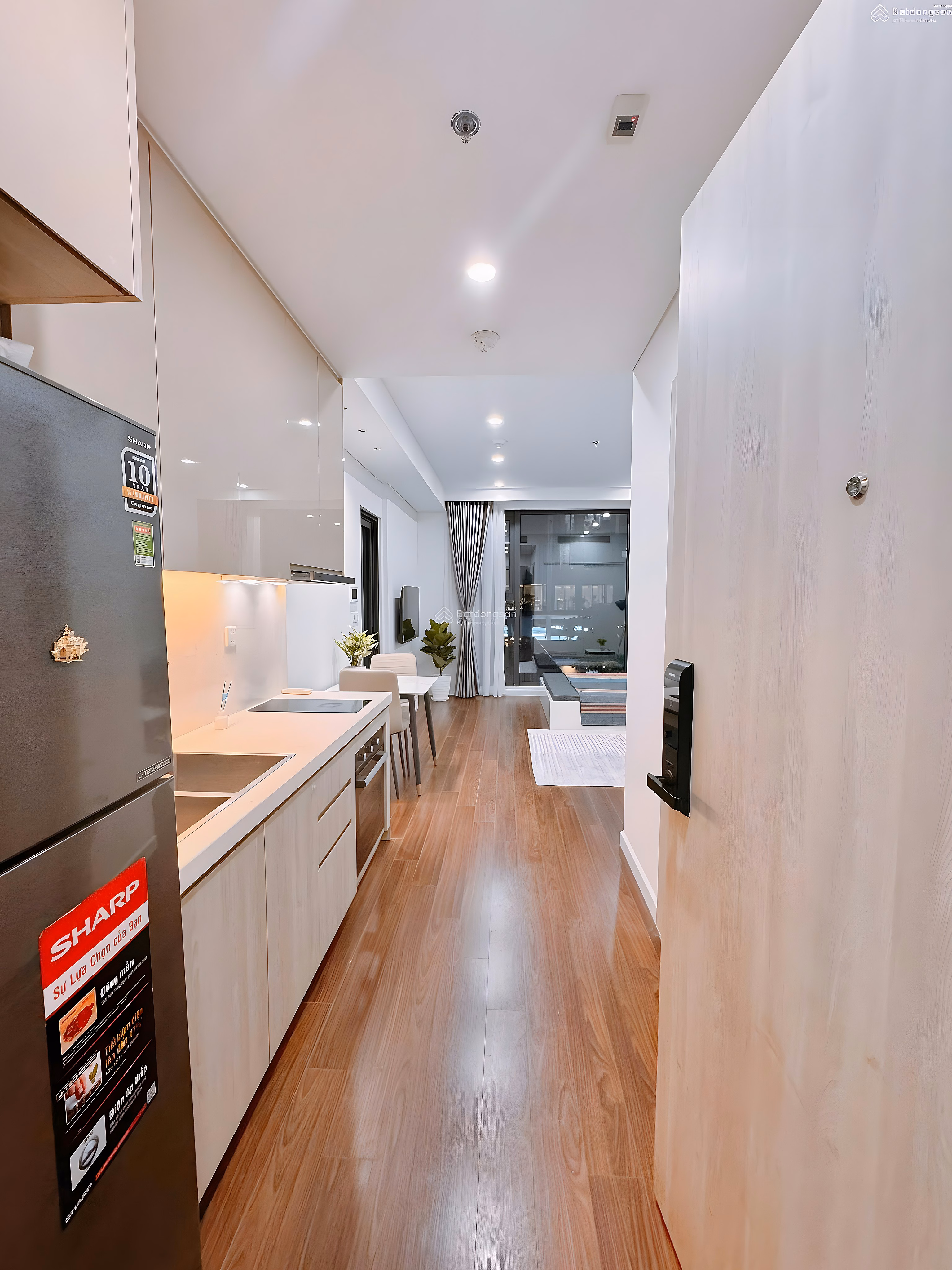 Real price: Studio apartment 33.8m2, fully furnished house, 2 billion 390, Vin Smart City (the owner will sell it urgently within the week)