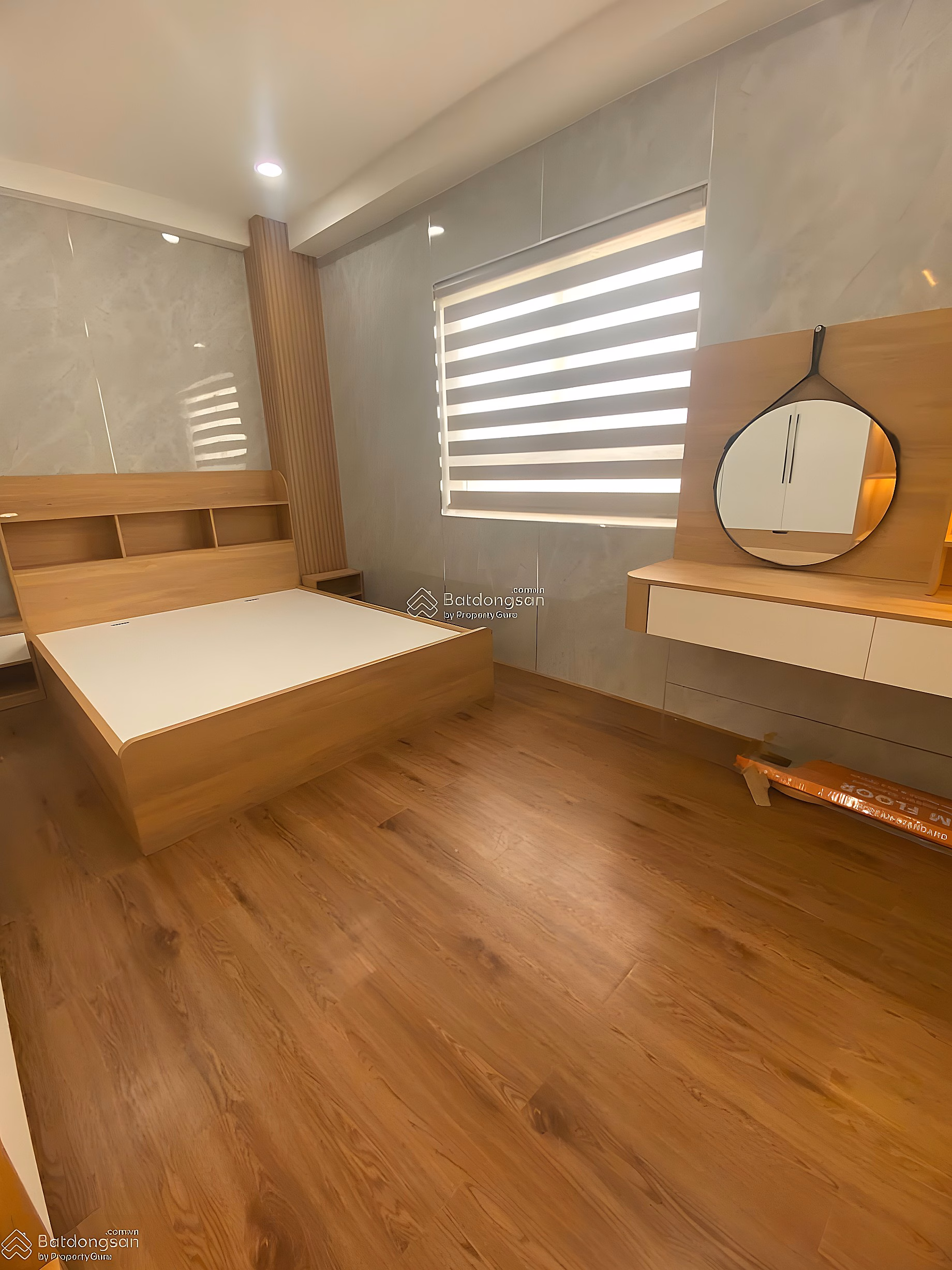 Corner apartment for rent, 75m², Hoang Quan apartment, full of high-class furniture, beautiful airy view