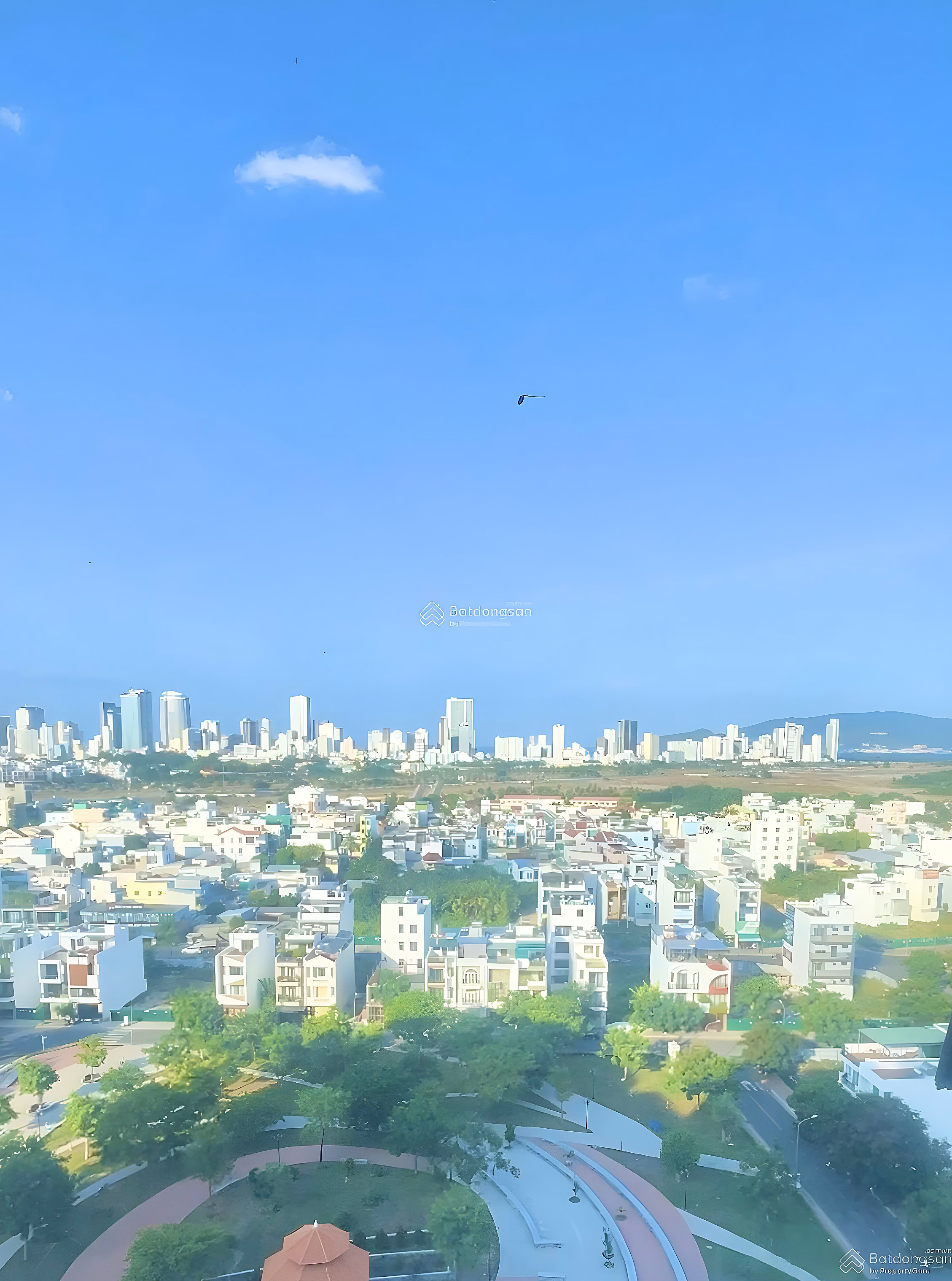 Apartment for rent with 2 bedrooms, 2 bathrooms, airy all day, city park view + sea view, price only 6.5 million