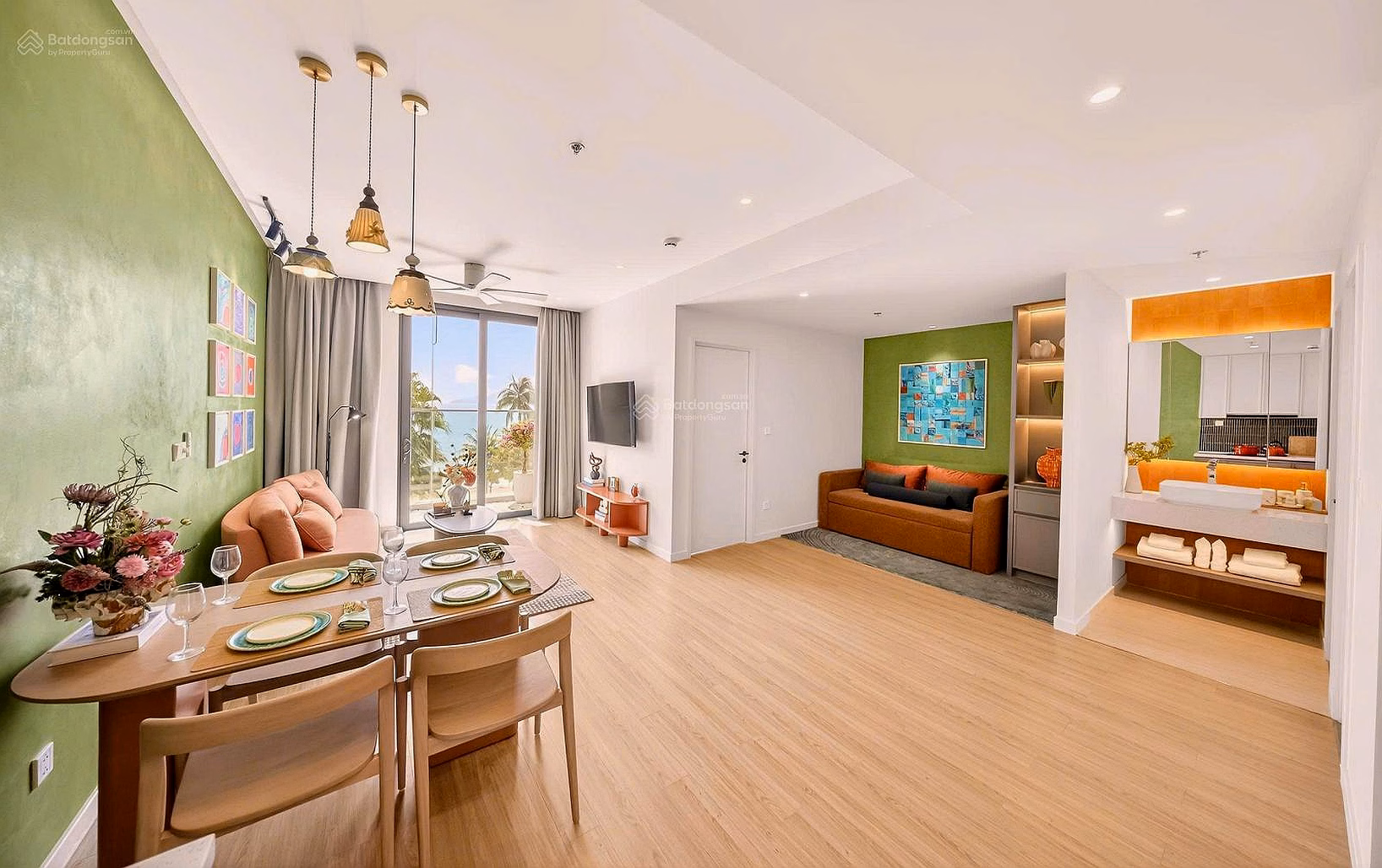 Here there is a 2-bedroom apartment with standard original price and standard policy from the Investor, Price 4.3 billion, Charmora City