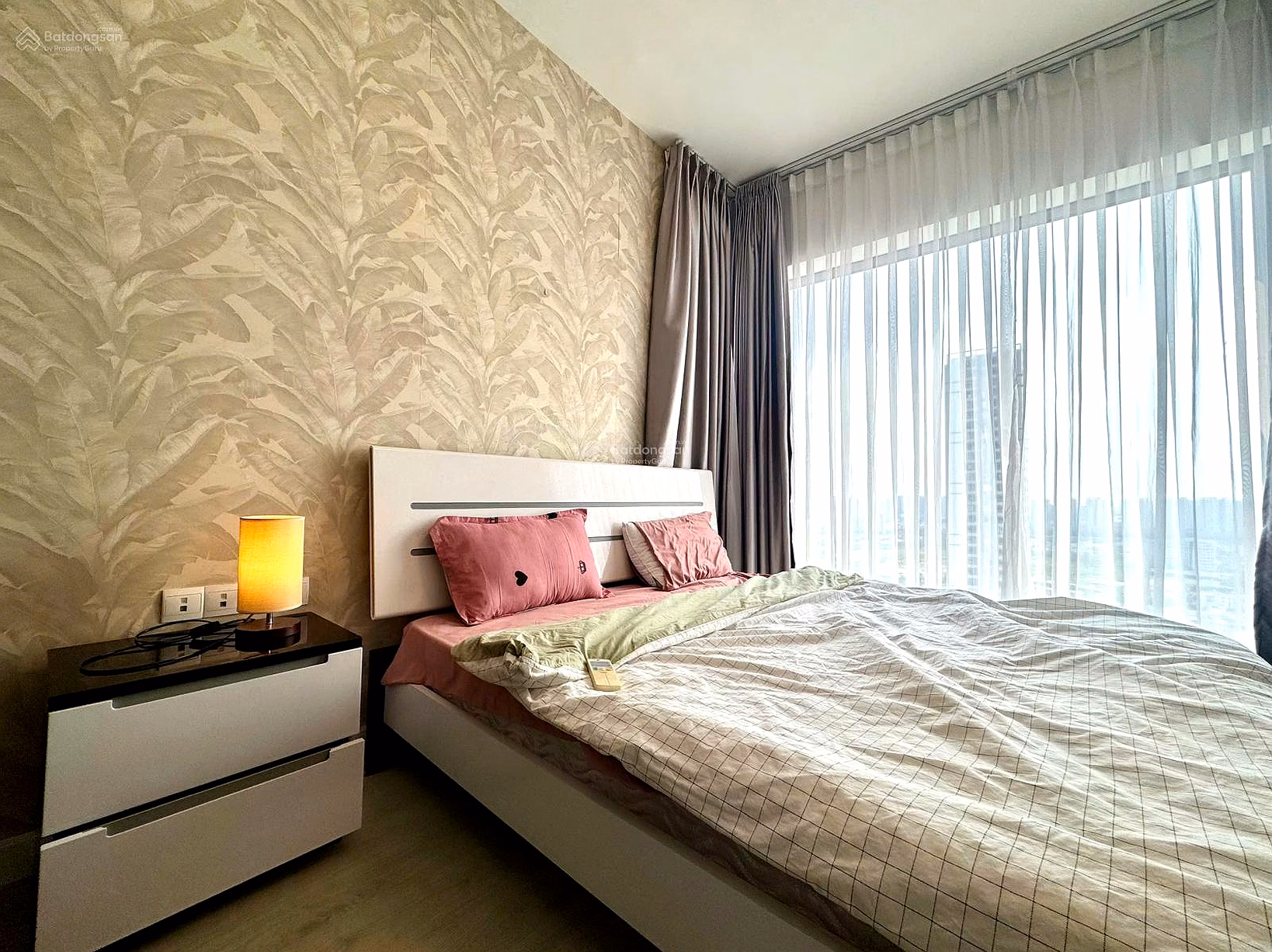 Urgent sale of Gateway Thao Dien 2-bedroom apartment 100m2 - price only 12 billion (120 million/m2) - pink book ready