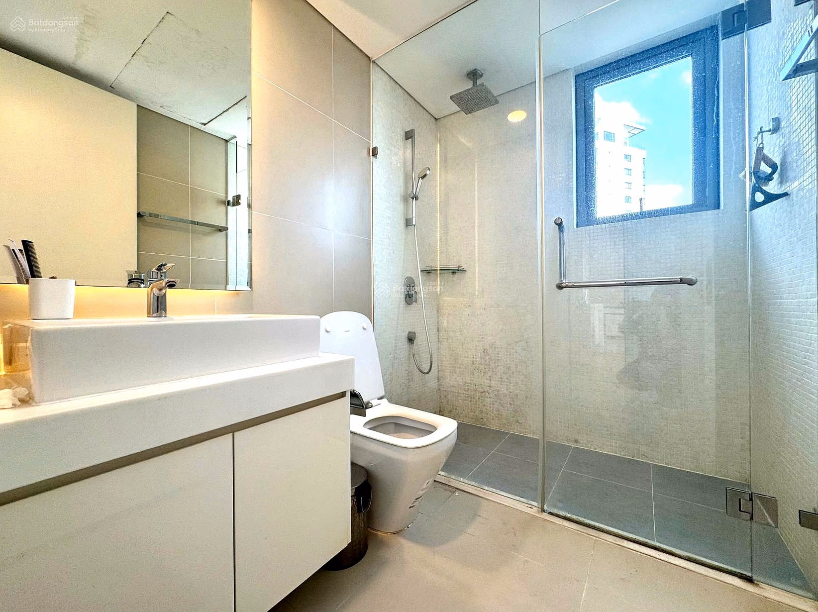 Urgent sale of Gateway Thao Dien 2-bedroom apartment 100m2 - price only 12 billion (120 million/m2) - pink book ready