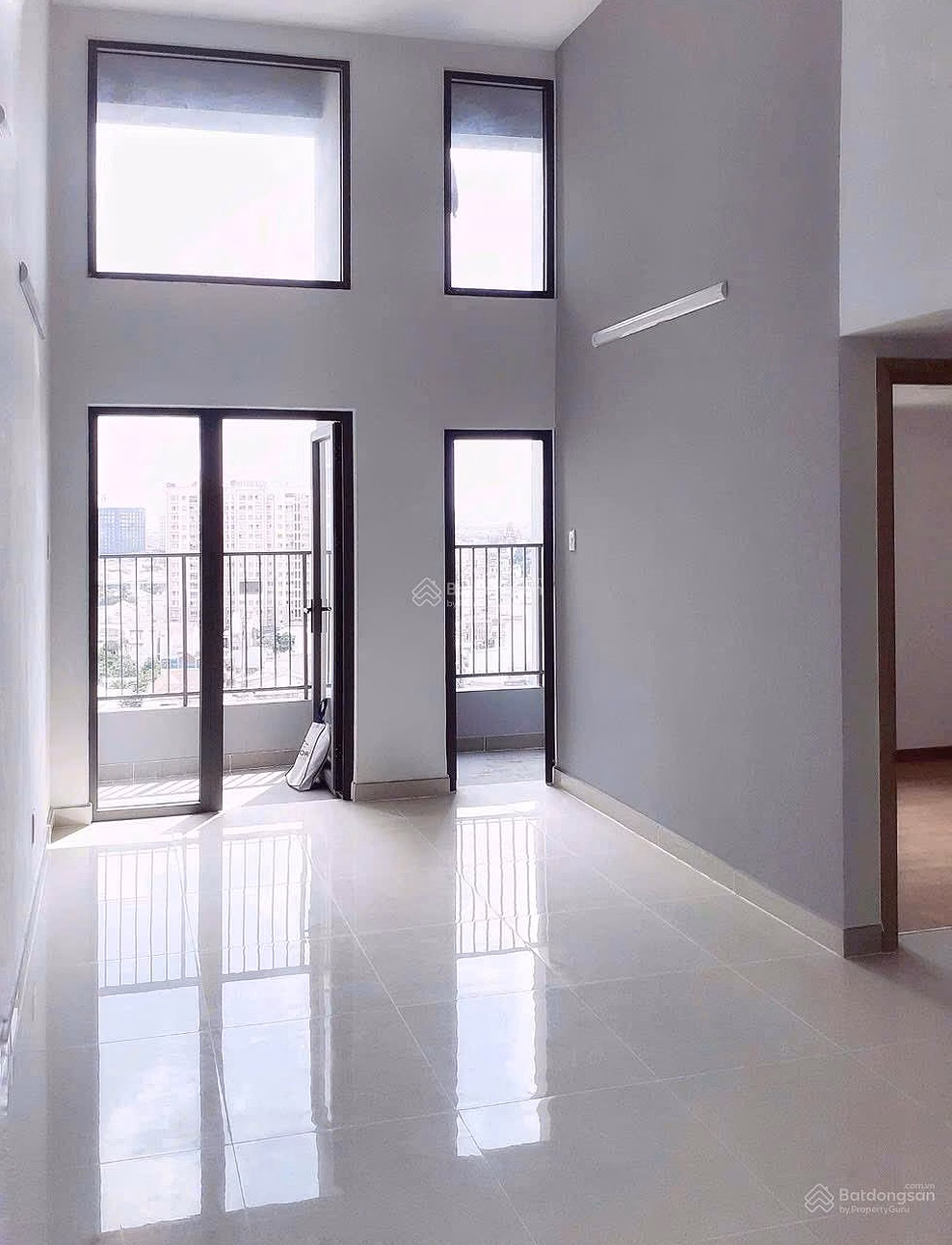 Selling duplex apartment 2PN2WC 65m2 price 3,090 billion La Astoria Q2