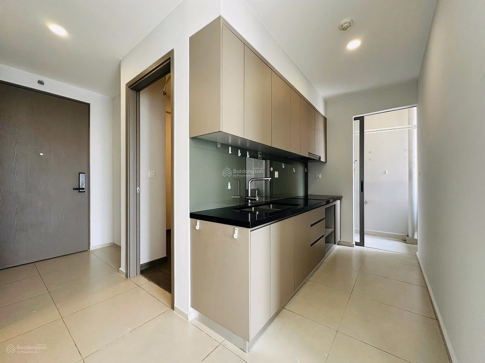 Westgate Apartment - 2 bedroom apartment priced at 2 billion 690 - View District 1 - Book ready
