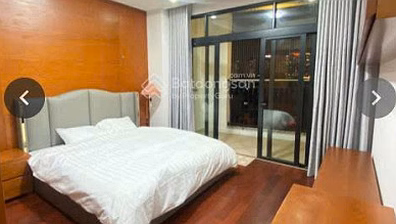 The owner needs money urgently to sell CH 3N, area 136m2 Royal City, price 16 billion with discount***