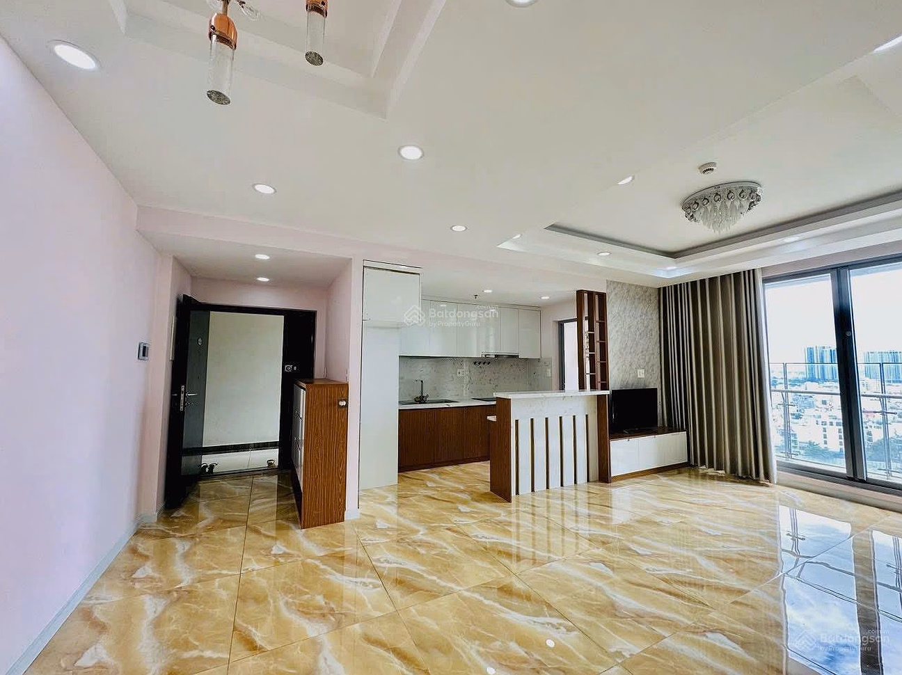 Selling Green Valley apartment 89m for 7.5 billion