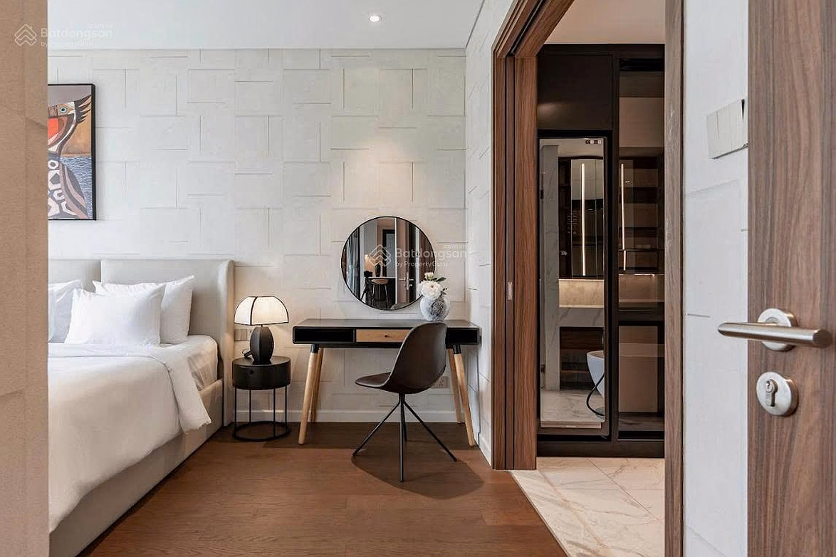 Louis: Selling 2+1 bedroom SPA, area 115m2, view LM81 Saigon river - Price 33.5 billion