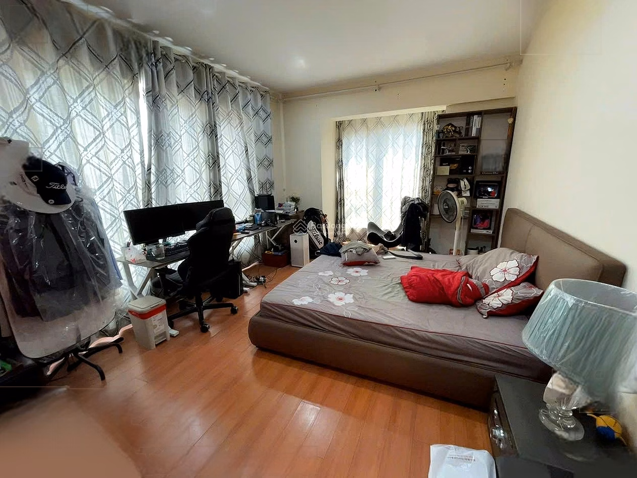 Apartment for rent N05 Hoang Dao Thuy, 152m2, 3 bedrooms, fully furnished, beautiful and luxurious, 22 million/month