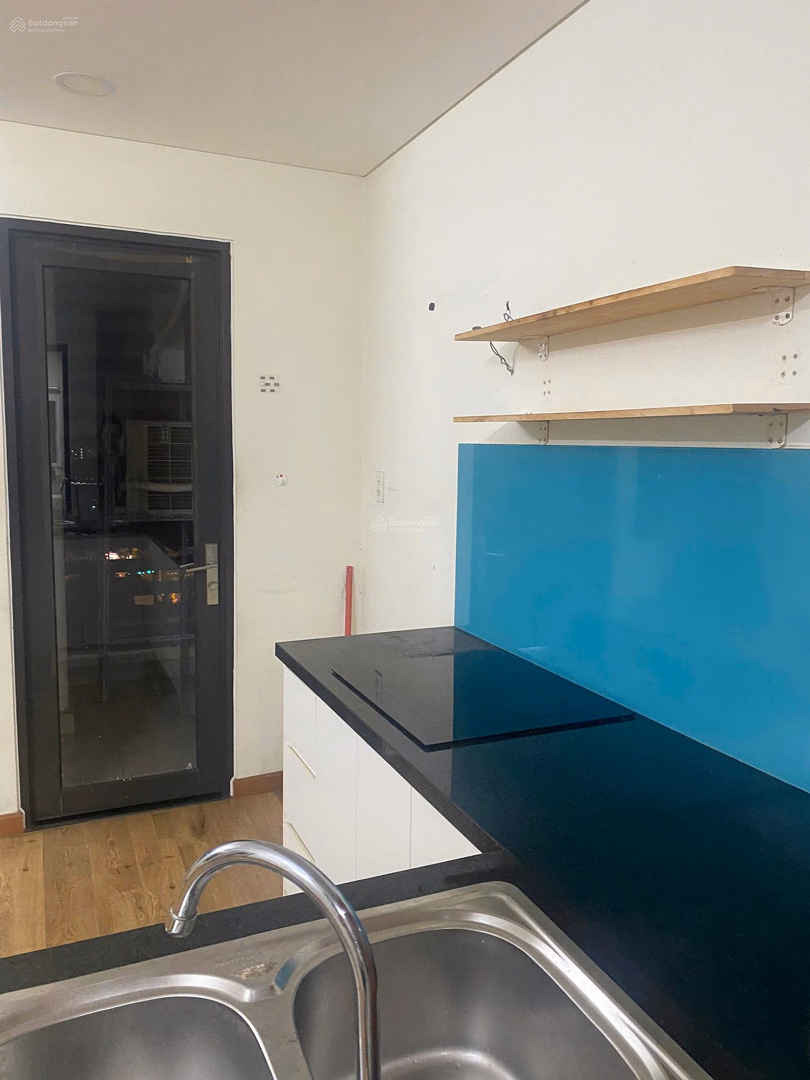 The owner selling the apartment already has a Pink Book; 2 bedrooms + 2 bathrooms; 58m2