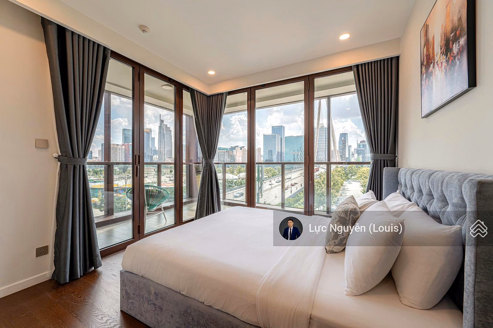 Louis: Selling 3 bedroom SPA gable with direct view of SG river - The Galleria - Price 4X billion