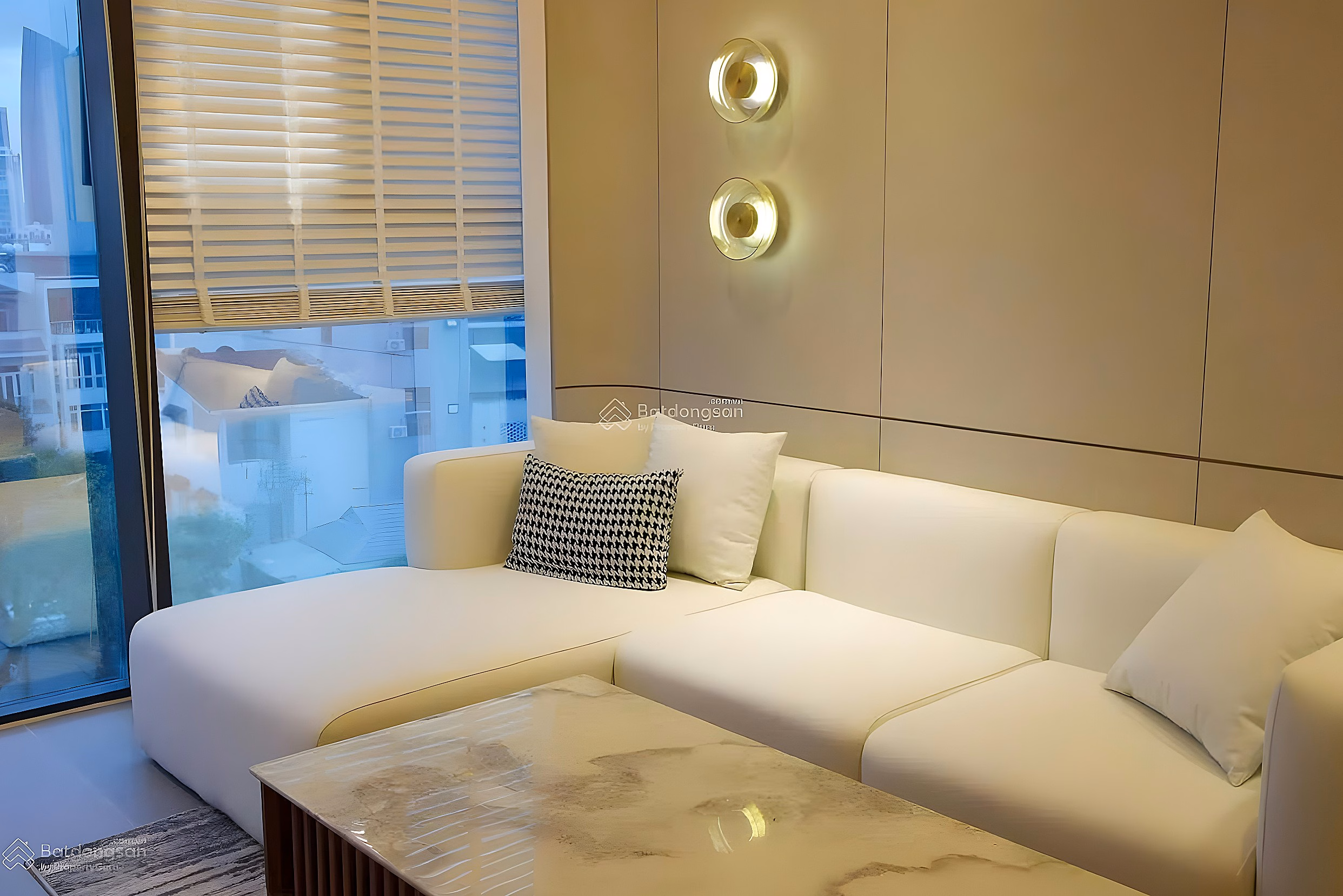 Luxury SAM Towers apartment for rent (The Filmore) 2 bedrooms with Han river view