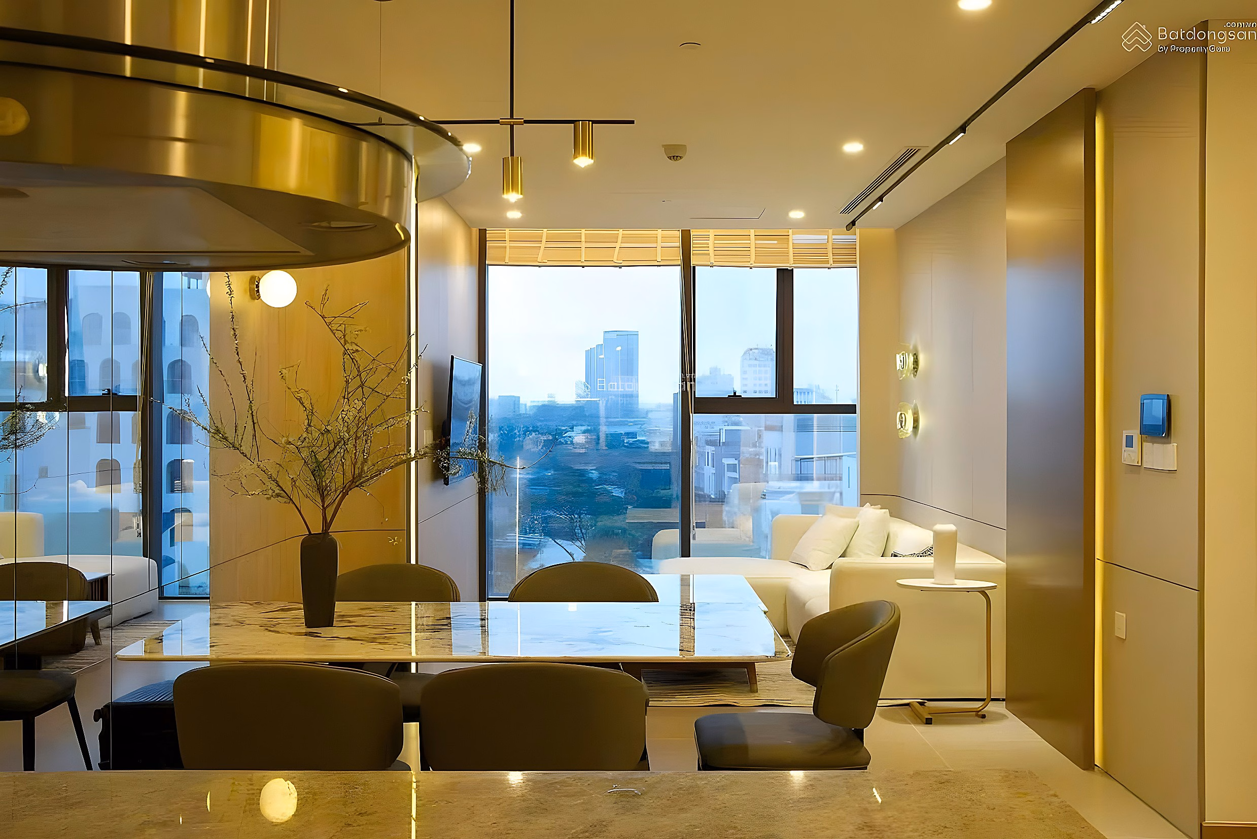 Luxury SAM Towers apartment for rent (The Filmore) 2 bedrooms with Han river view