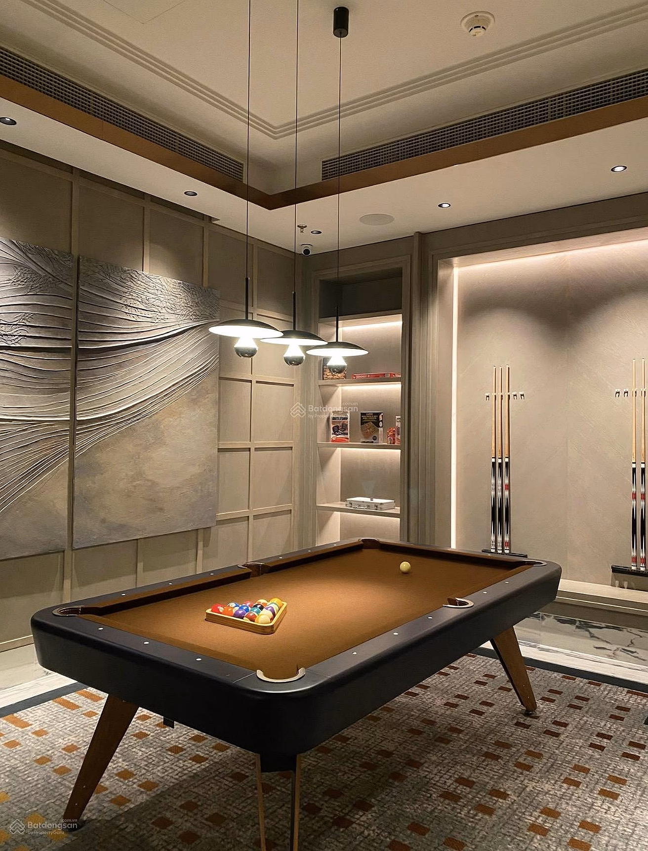 Billion dollar view - Corner apartment at The Grand Hanoi - 135m - 3 bedrooms - A few steps from Hoan Kiem Lake, about 90 billion