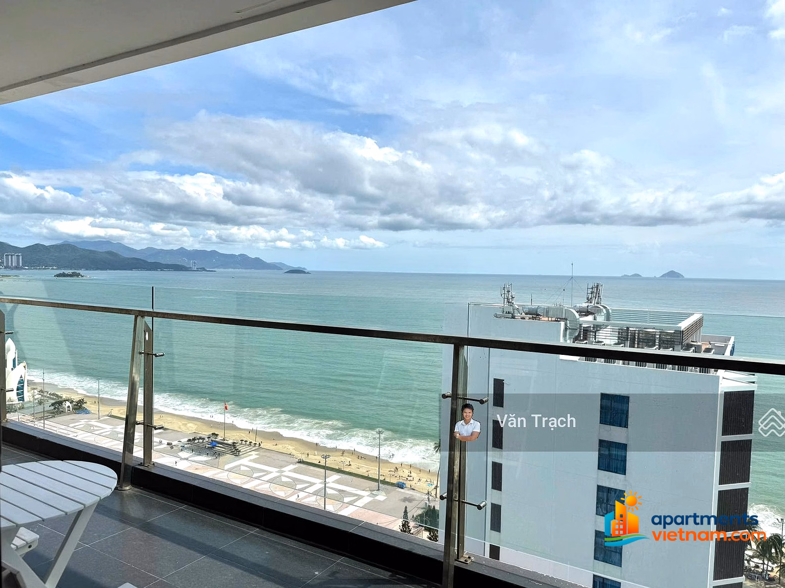 Maple Ton Dan Loc Tho Nha Trang apartment, sea view like video, full interior with cash flow