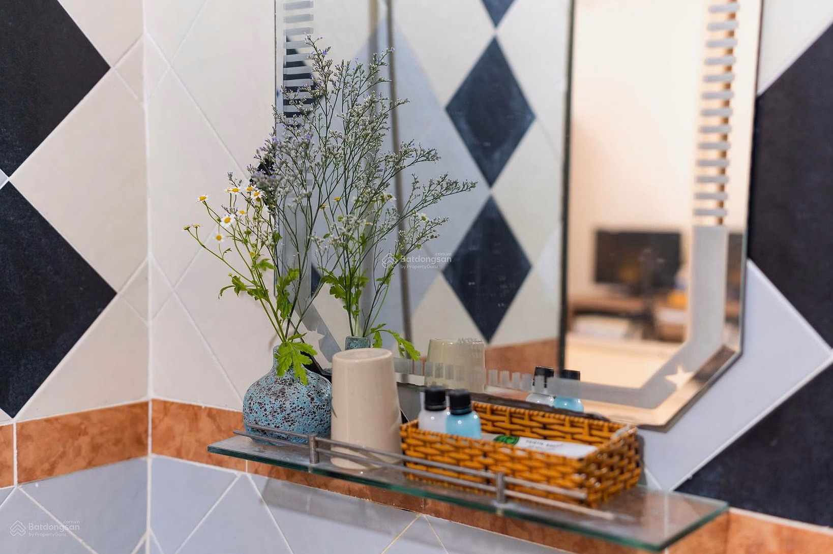 Need to move to the building currently selling serviced apartments at 9 To Hien Thanh Street, Ward 4, Vung Tau, Ho Chi Minh City