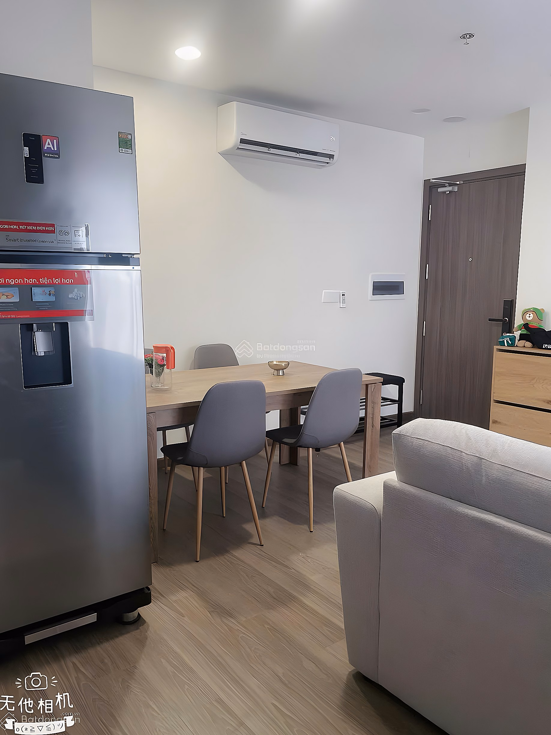 Quick rental 3-bedroom apartment on the middle floor, code W.04, fully furnished, beautiful furniture, just bring your suitcase to move in