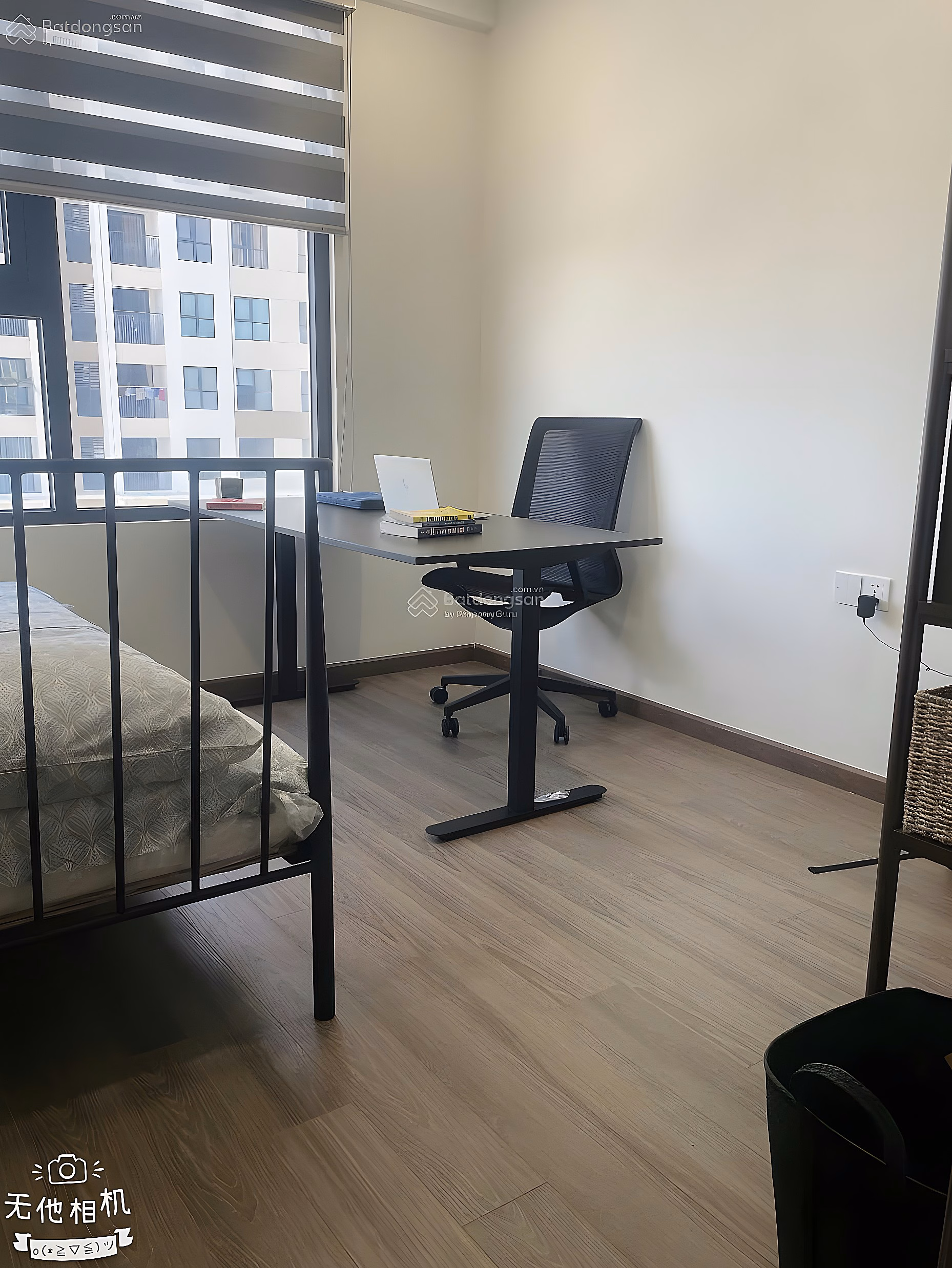 Quick rental 3-bedroom apartment on the middle floor, code W.04, fully furnished, beautiful furniture, just bring your suitcase to move in