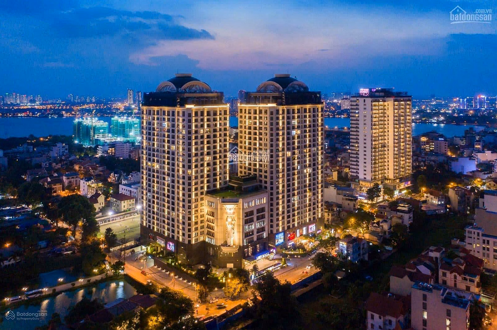 Selling luxury apartment D'. Le Roi Soleil 59 Xuan Dieu, Tay Ho, Hanoi
