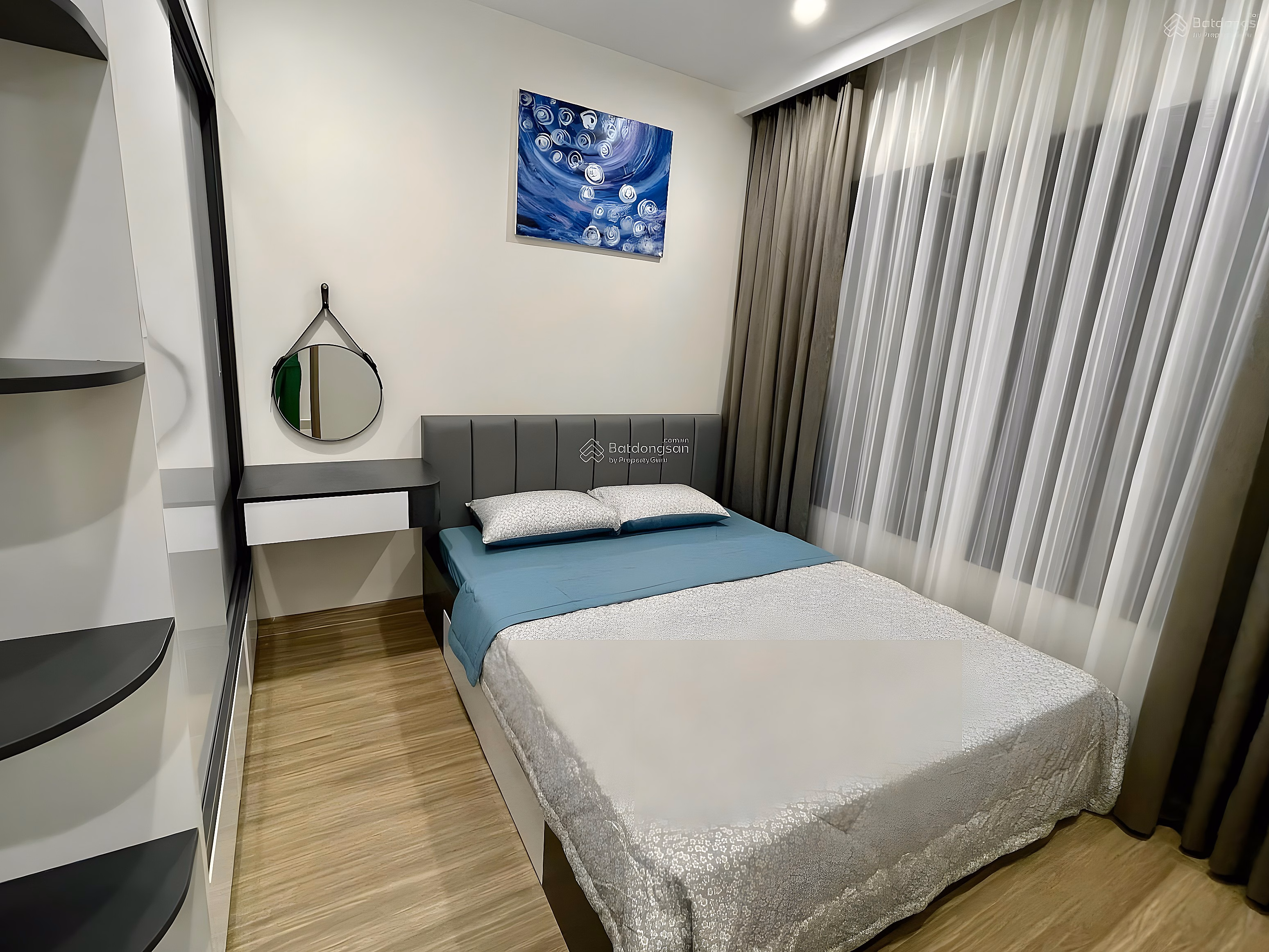 Apartment for sale at Oriental Plaza 685 Au Co, good price for only 2 billion units, area 77m2 - 2 bedrooms - 2 bathrooms - Red book ready