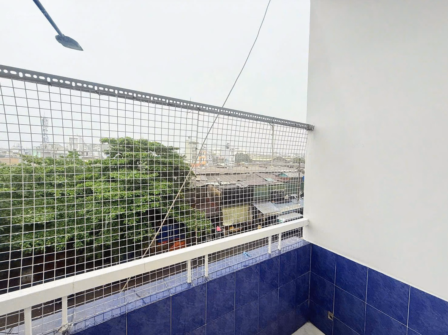 Only 2 billion 590 to own Lac Long Quan apartment District 11 - 2 bedrooms - 2 bathrooms - Fully furnished