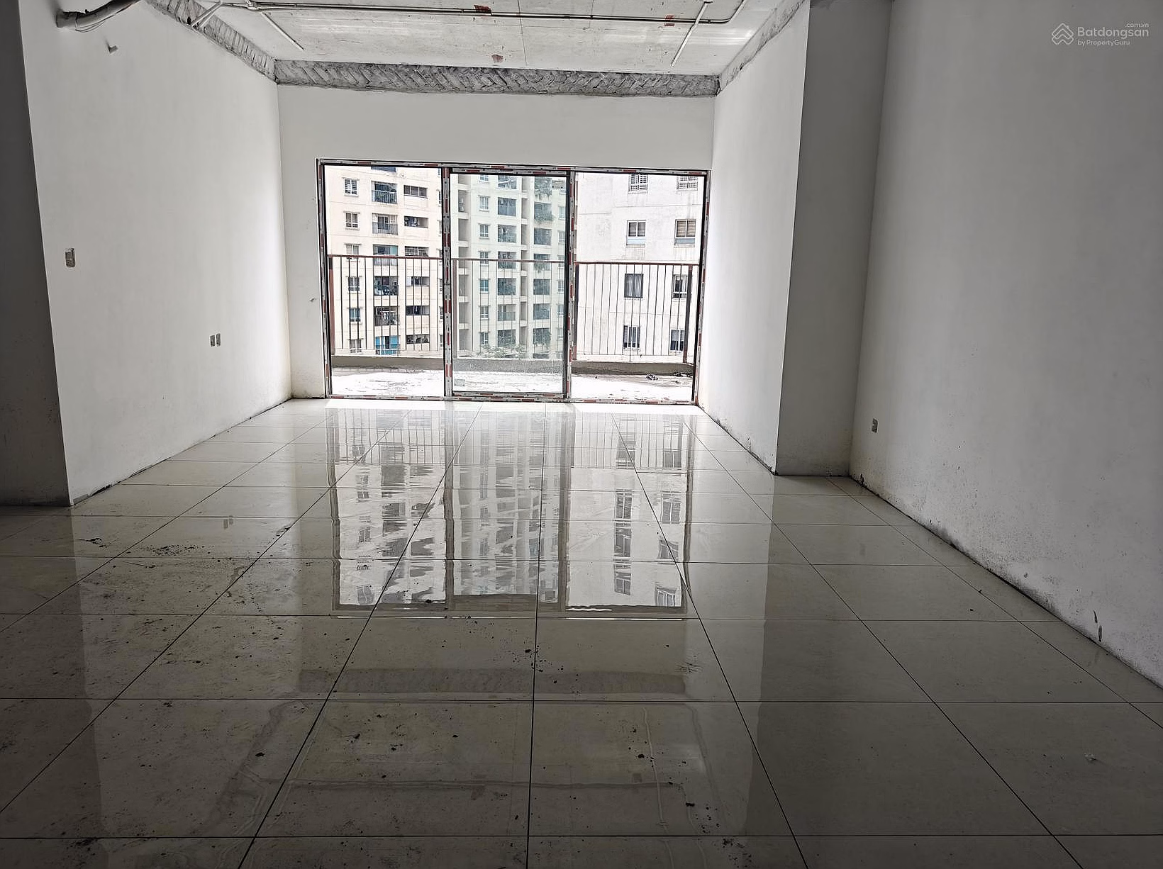 From only 3.2 billion to own a 3-bedroom corner apartment of the project, sign directly with the investor, good price