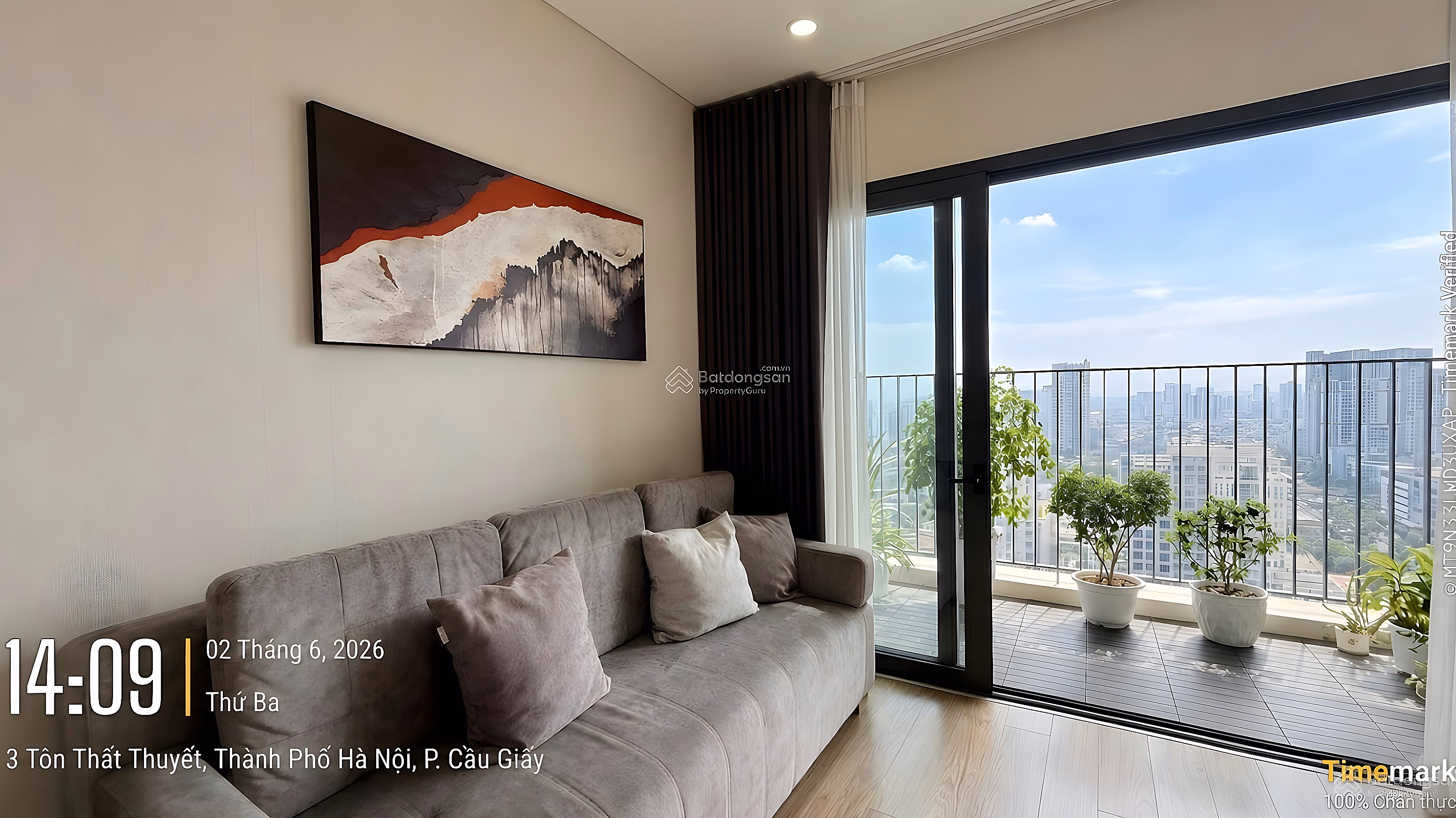 Urgent! Selling 2-bedroom apartment 72m2 Sky Park Residence for only 9.8 billion