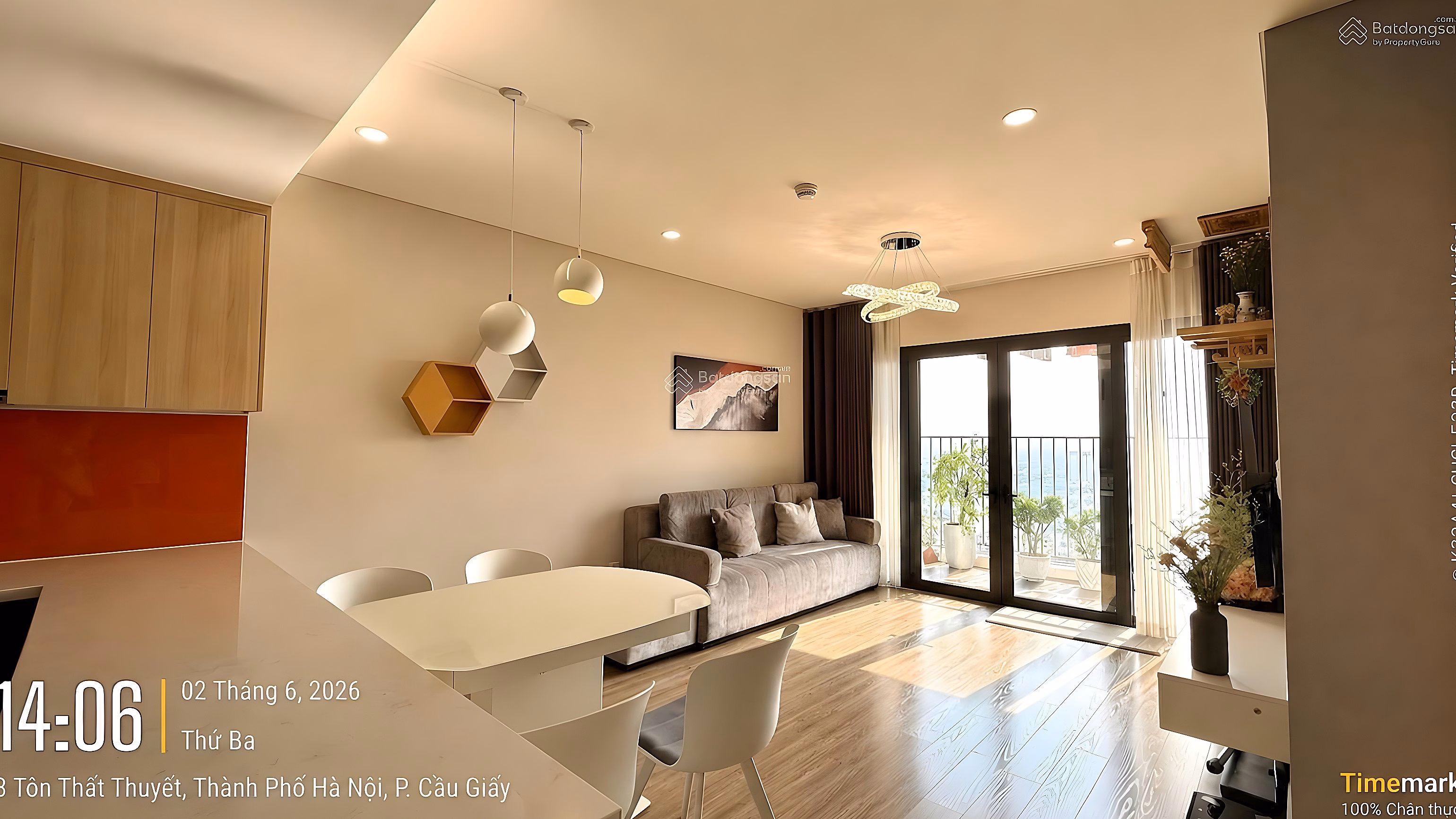 Urgent! Selling 2-bedroom apartment 72m2 Sky Park Residence for only 9.8 billion