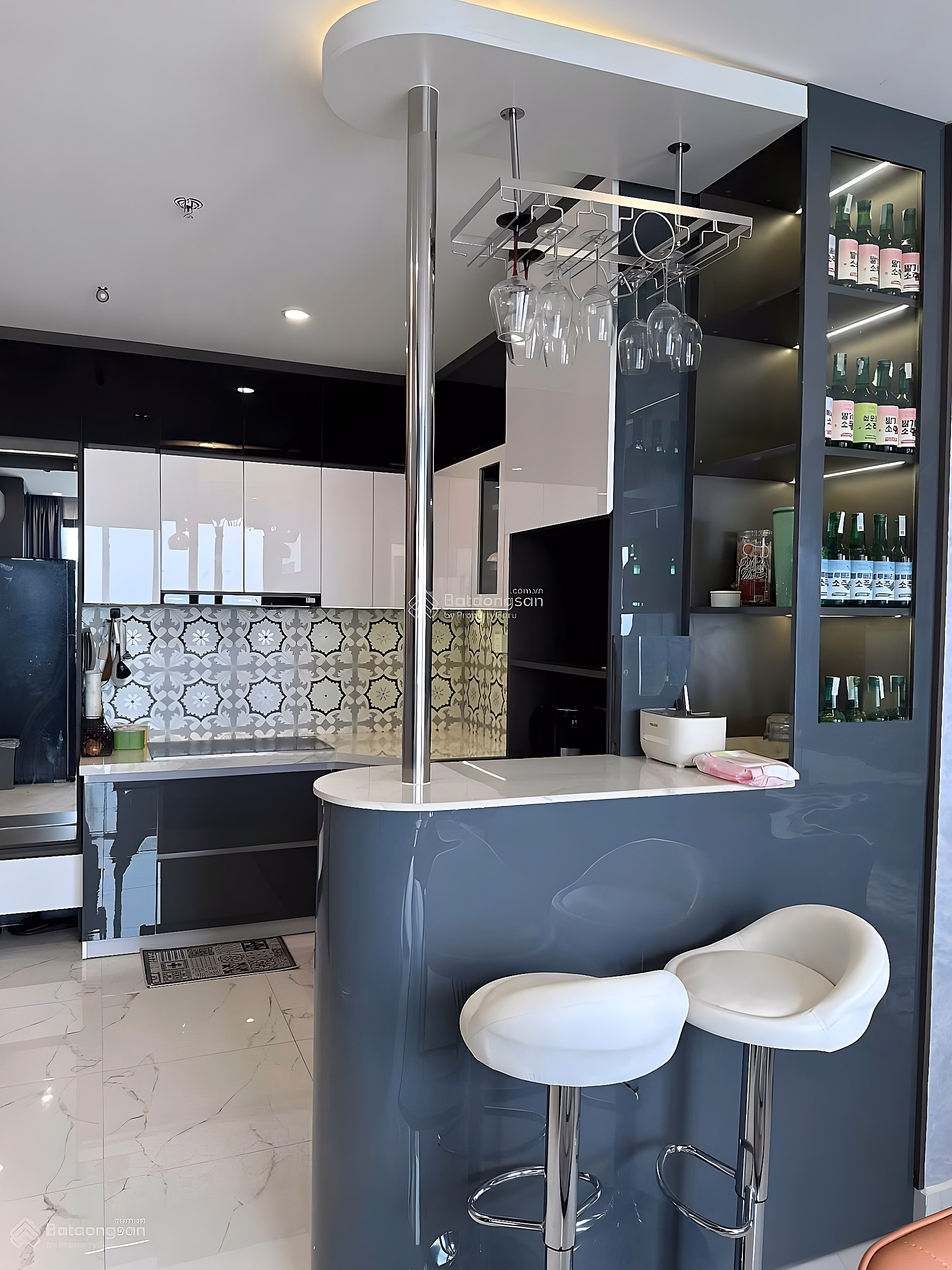 Owner sends 2 bedroom fund for sale for just over 2.7 billion including fees, 46 million/m2 at Vinhomes Grand Park - cheapest price on the market