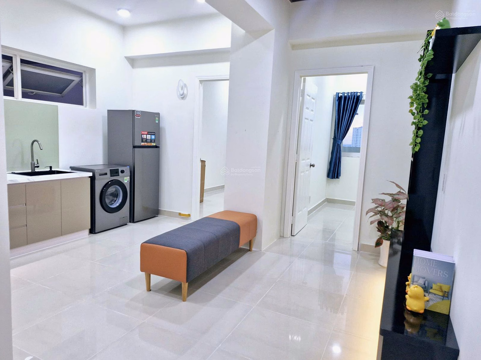 2-bedroom apartment priced at only 2.39 billion, only 5P from Aeon Mall Binh Tan, pink book, house as shown, free new furniture