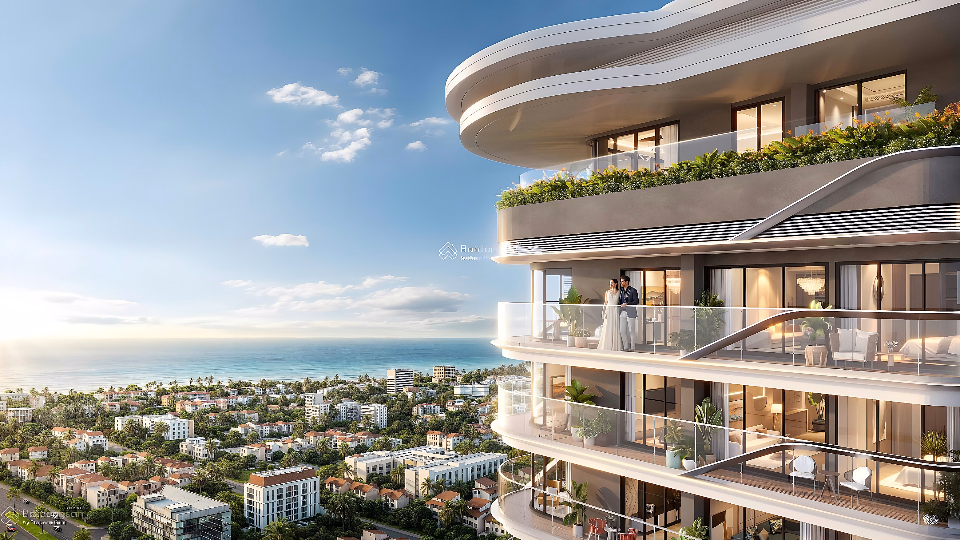 5-star luxury apartment right at Dragon Bridge - balcony with beautiful fireworks view and sea view