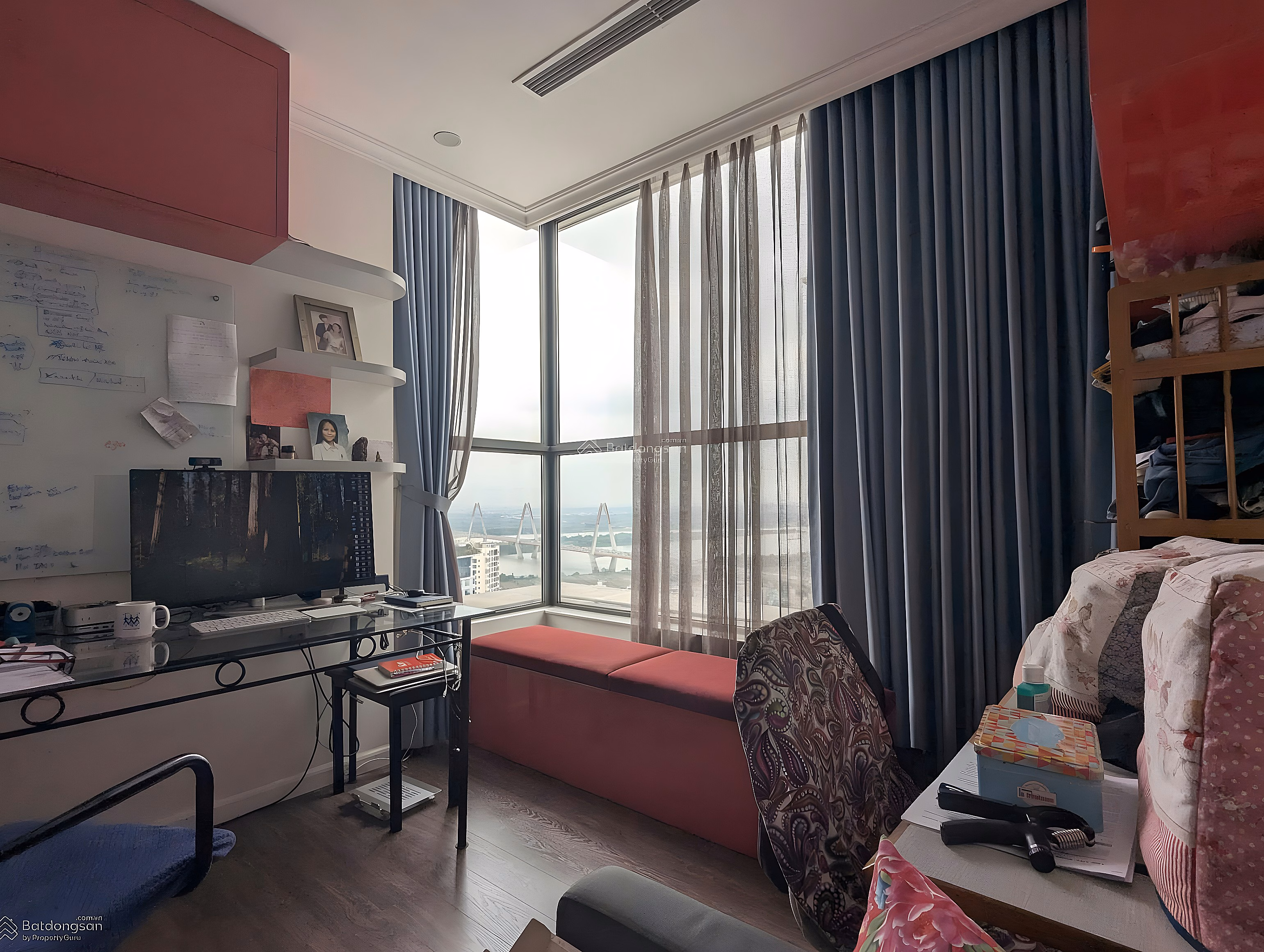 Selling luxury apartment Sunshine Riverside Tay Ho, Hanoi - Red River View - 100m2 price 13.4 billion