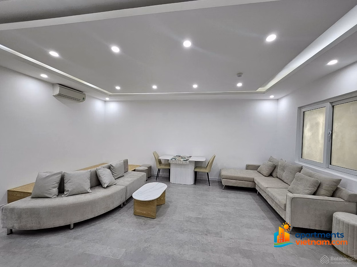 Booking Shopping cart for rent at good prices Muong Thanh Khanh Hoa 04 Tran Phu - clean interior