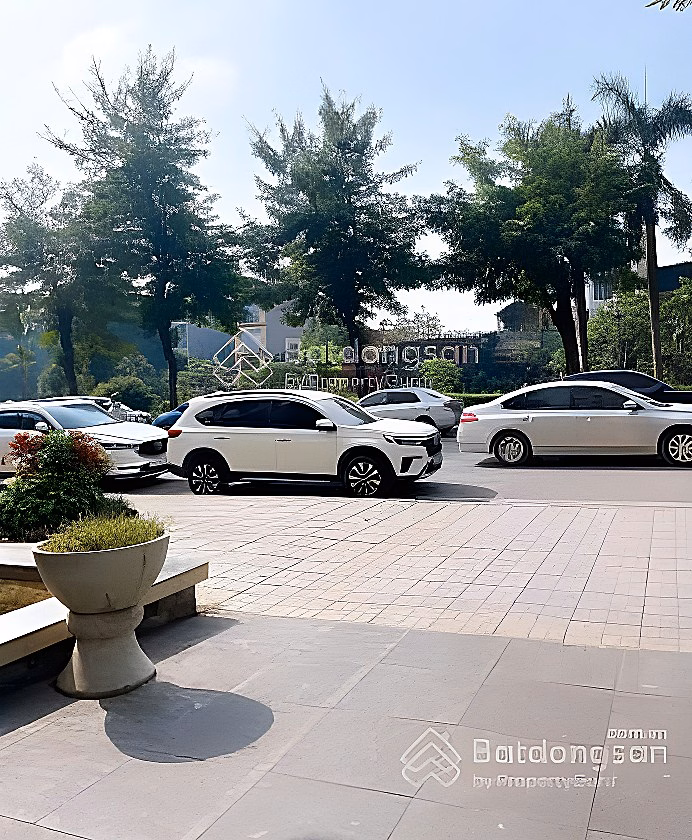The owner offers to sell an apartment in Dang Xa urban area, 70m2, 2 bedrooms, 2 bathrooms, beautiful floors, stable population, price 3.75 billion
