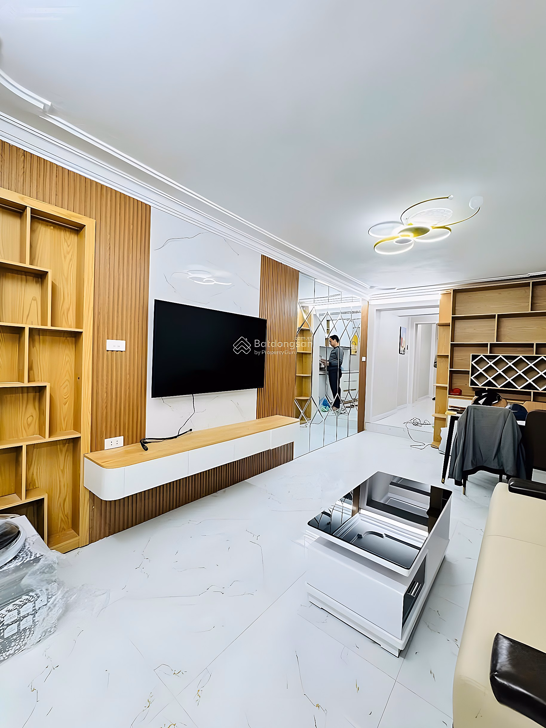 Apartment for sale in Phuong Mai, Kim Lien, Dong Da, Super nice, 20m2, 4.85 billion