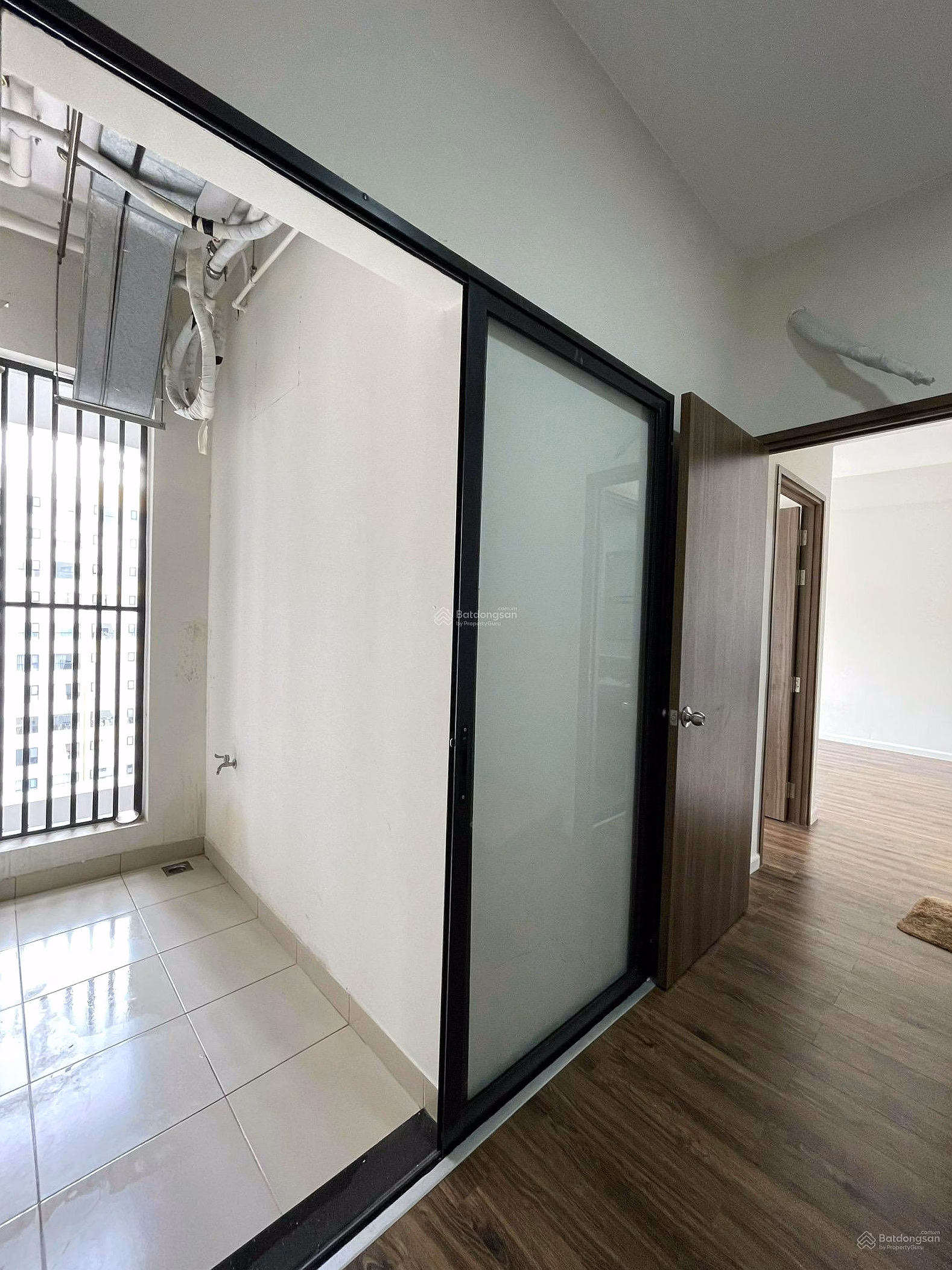 APARTMENT FOR SALE 56M² MIZUKI PARK, WITH PINK BOOK, NEXT TO RMIT UNIVERSITY DISTRICT 7