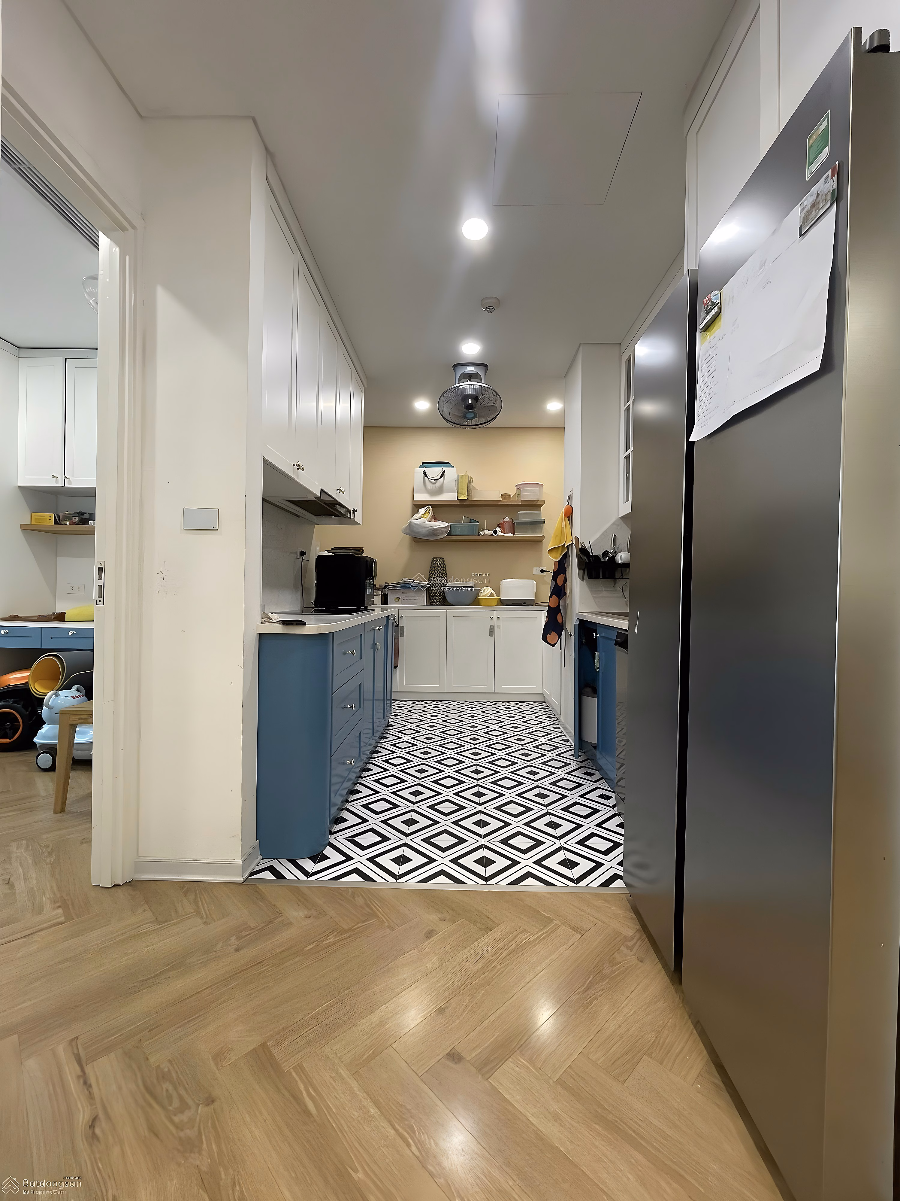 Ecogreen City apartment for sale, corner apartment with 2 open spaces, beautiful house right next door, west direction of Tu Trach