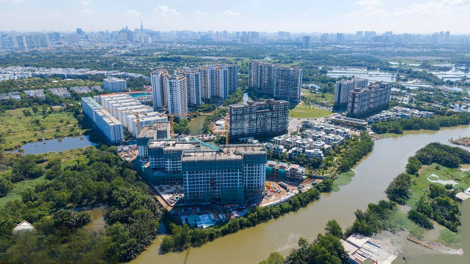 Selling 2 bedroom, 2 bathroom apartment in Trellia Cove - Mizuki Park with southeast canal view